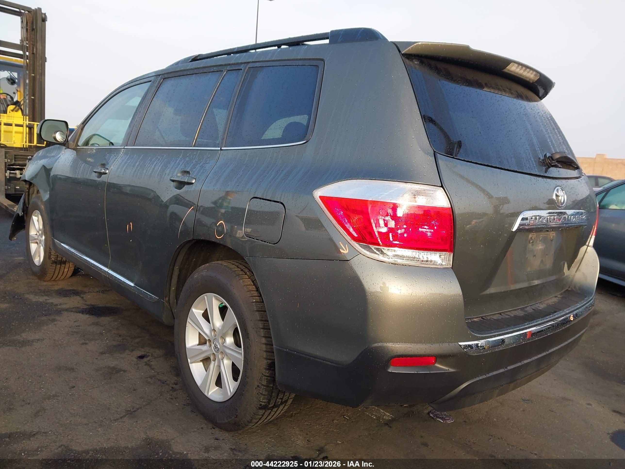 TOYOTA HIGHLANDER image 3
