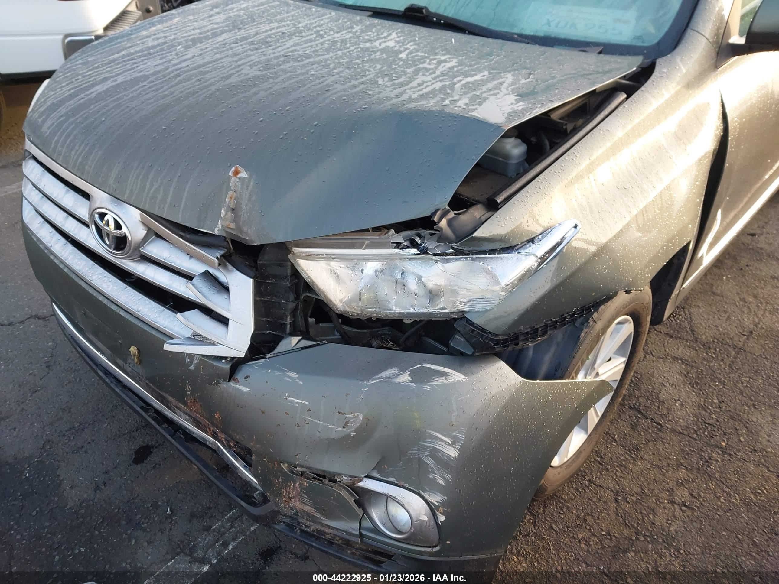 TOYOTA HIGHLANDER image 6