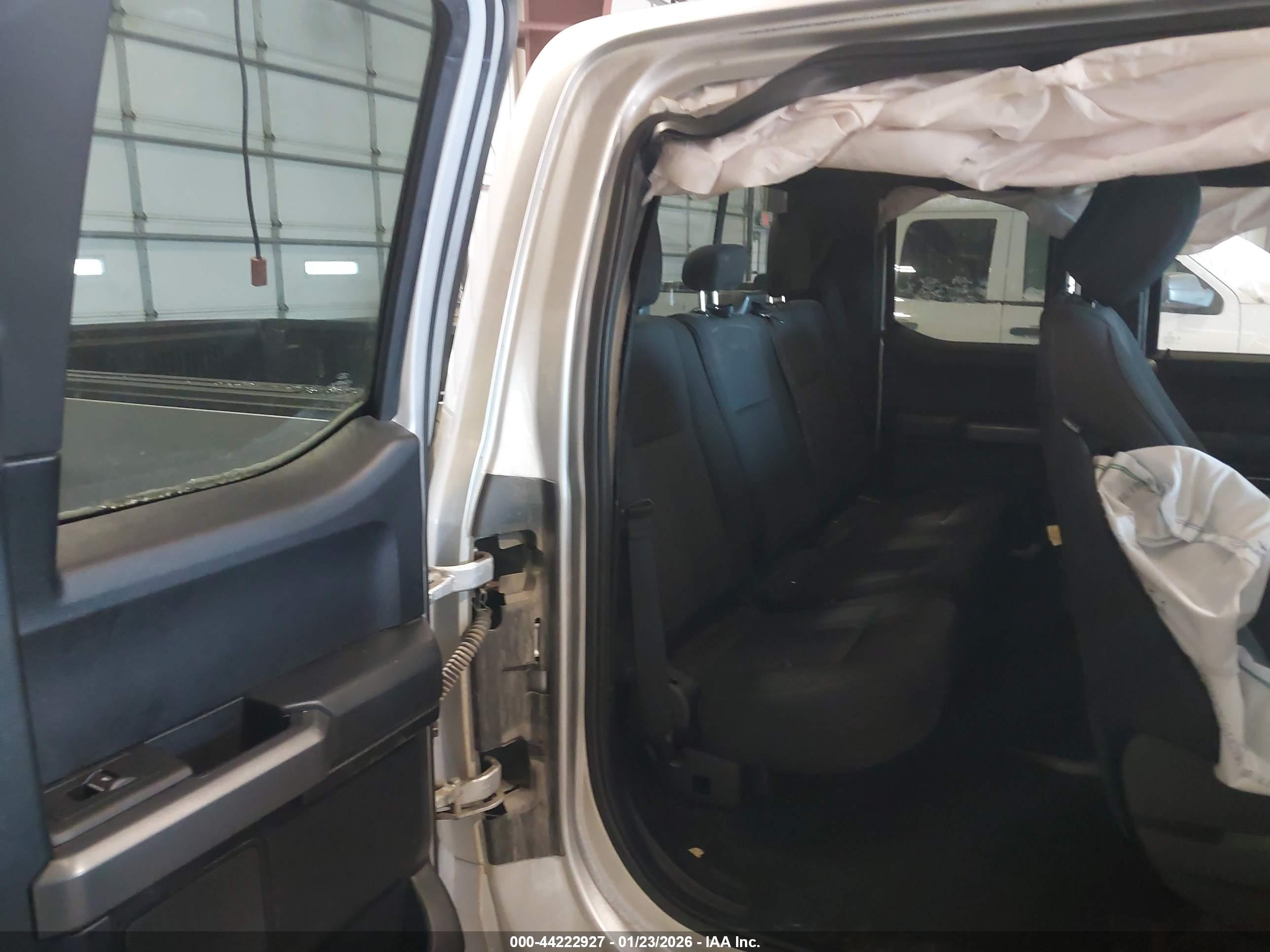 FORD F-150 image 8