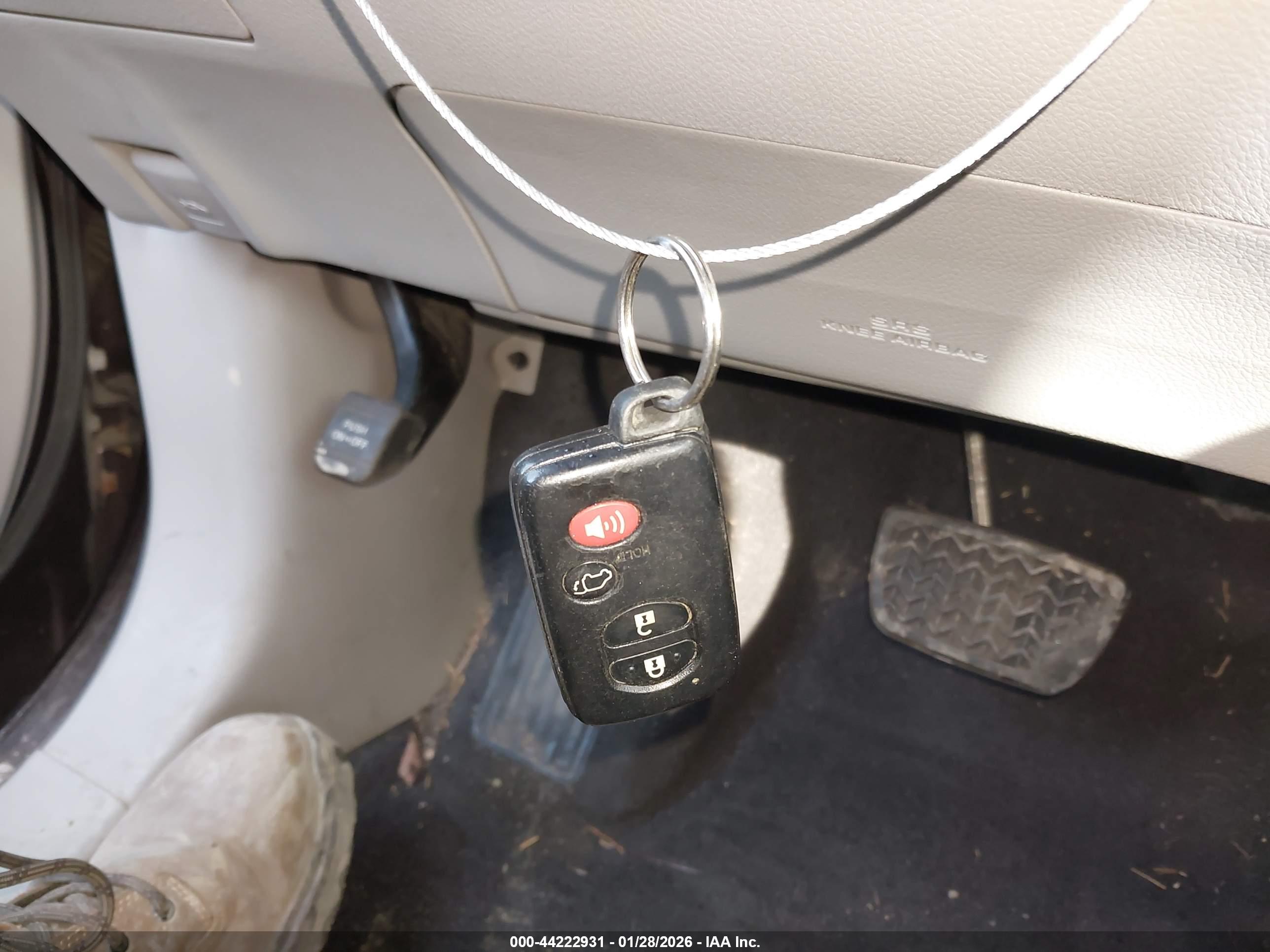 TOYOTA HIGHLANDER image 11