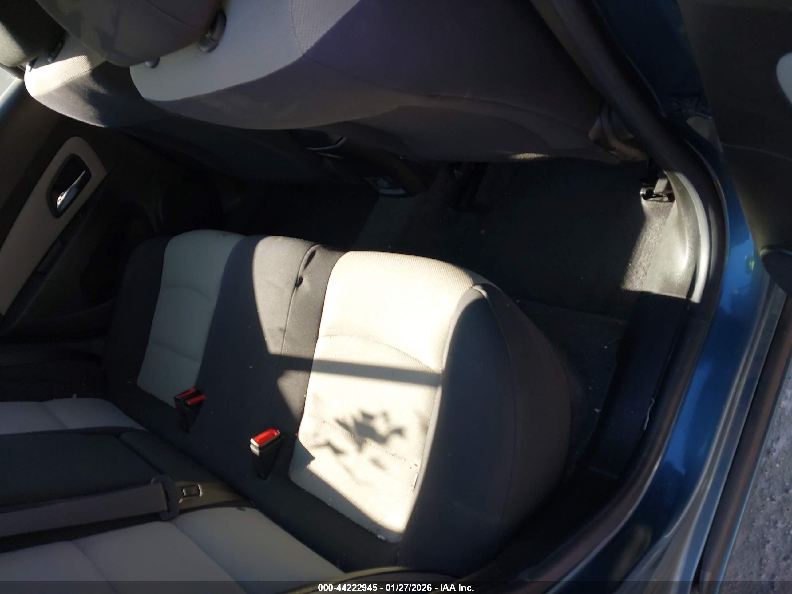 CHEVROLET CRUZE image 8