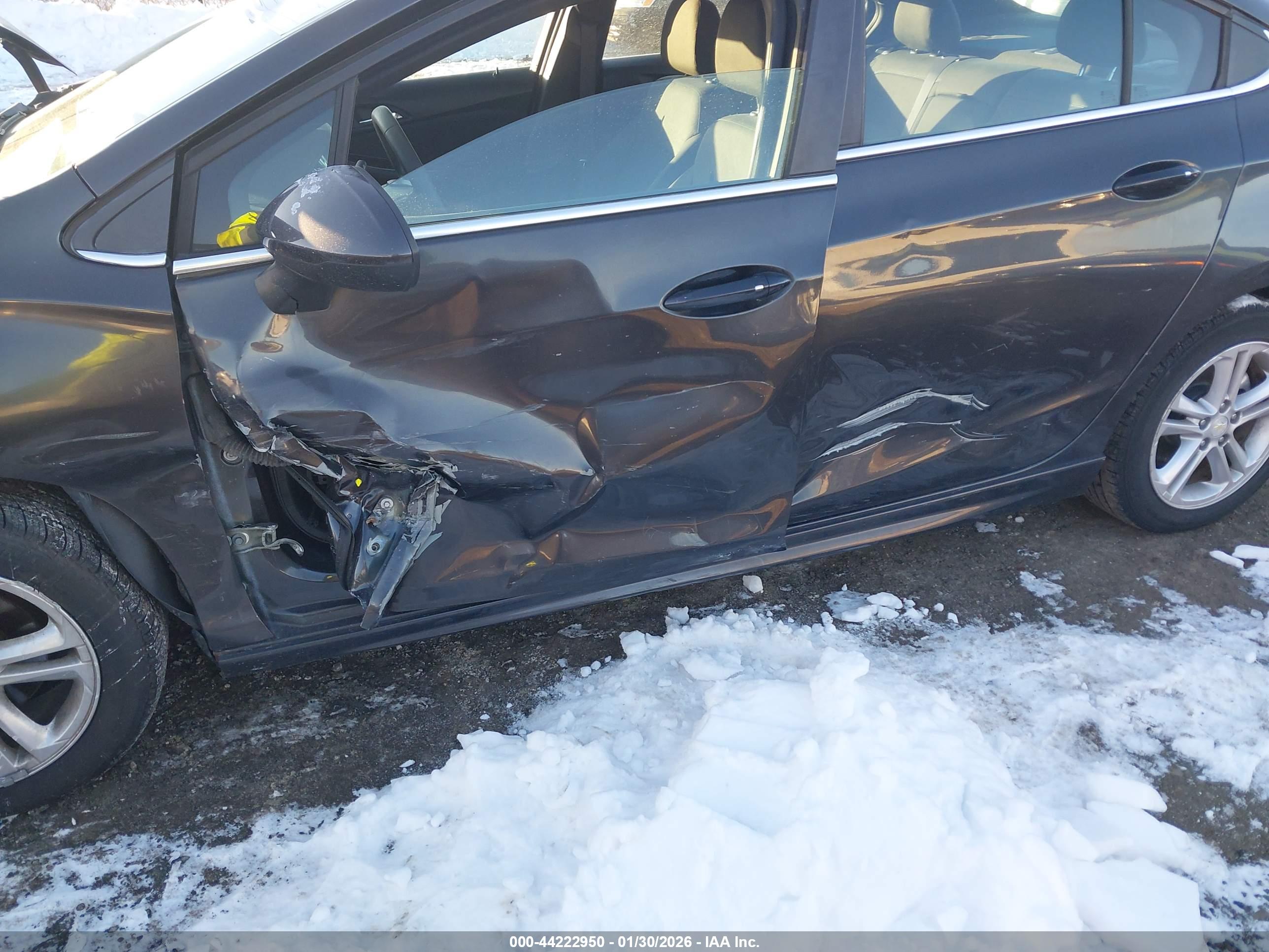 CHEVROLET CRUZE image 6