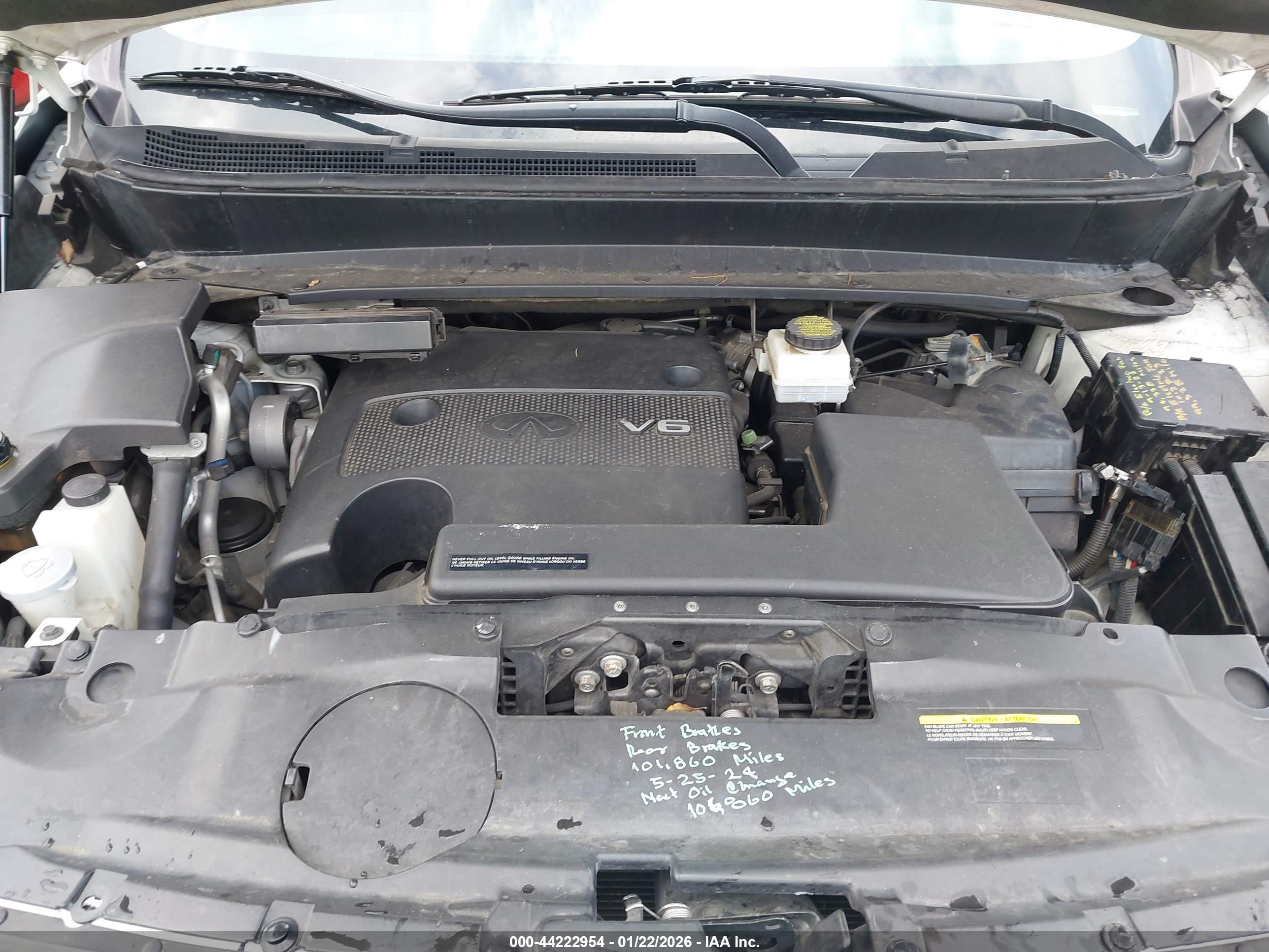 INFINITI JX35 image 10
