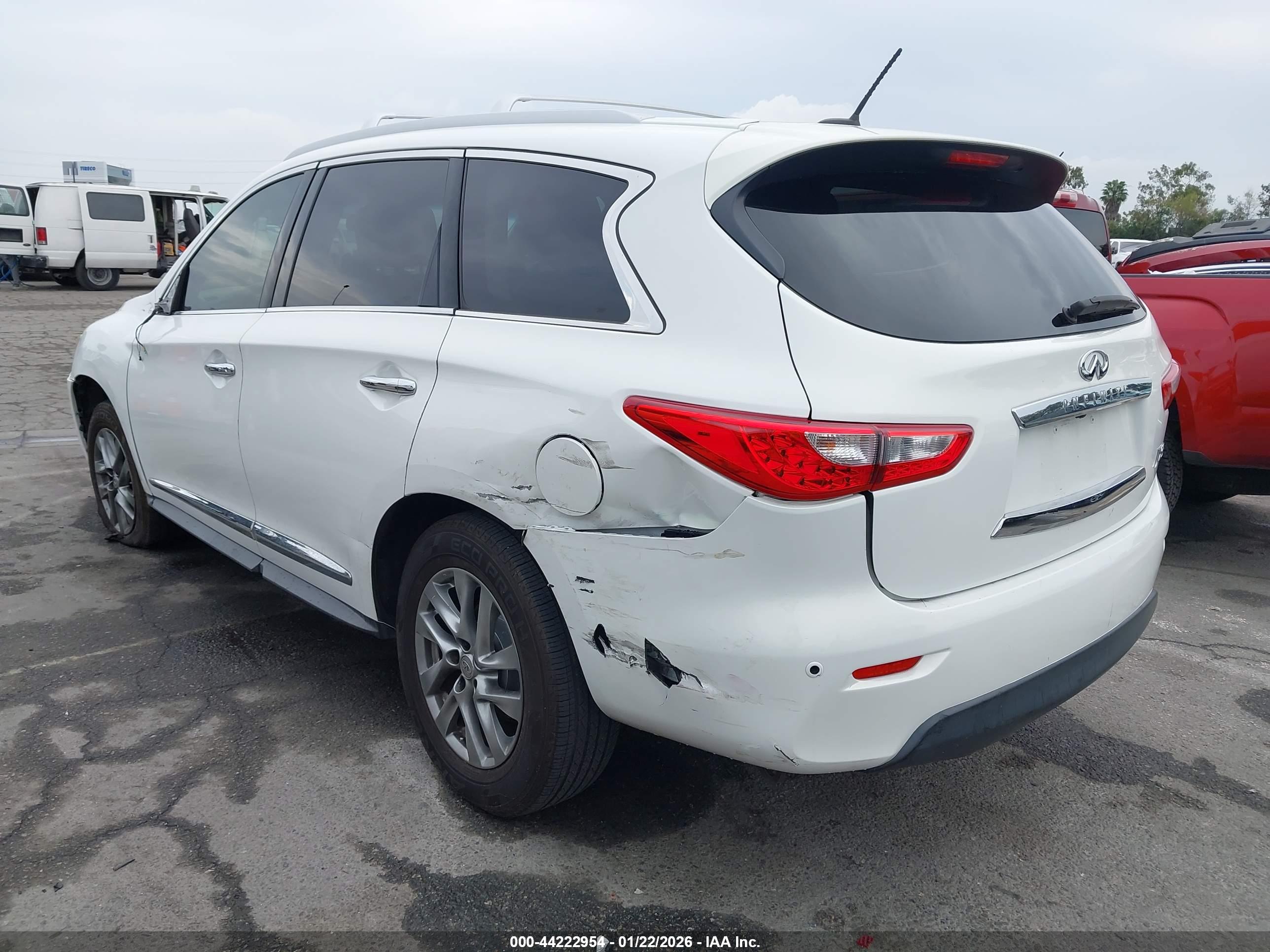 INFINITI JX35 image 3
