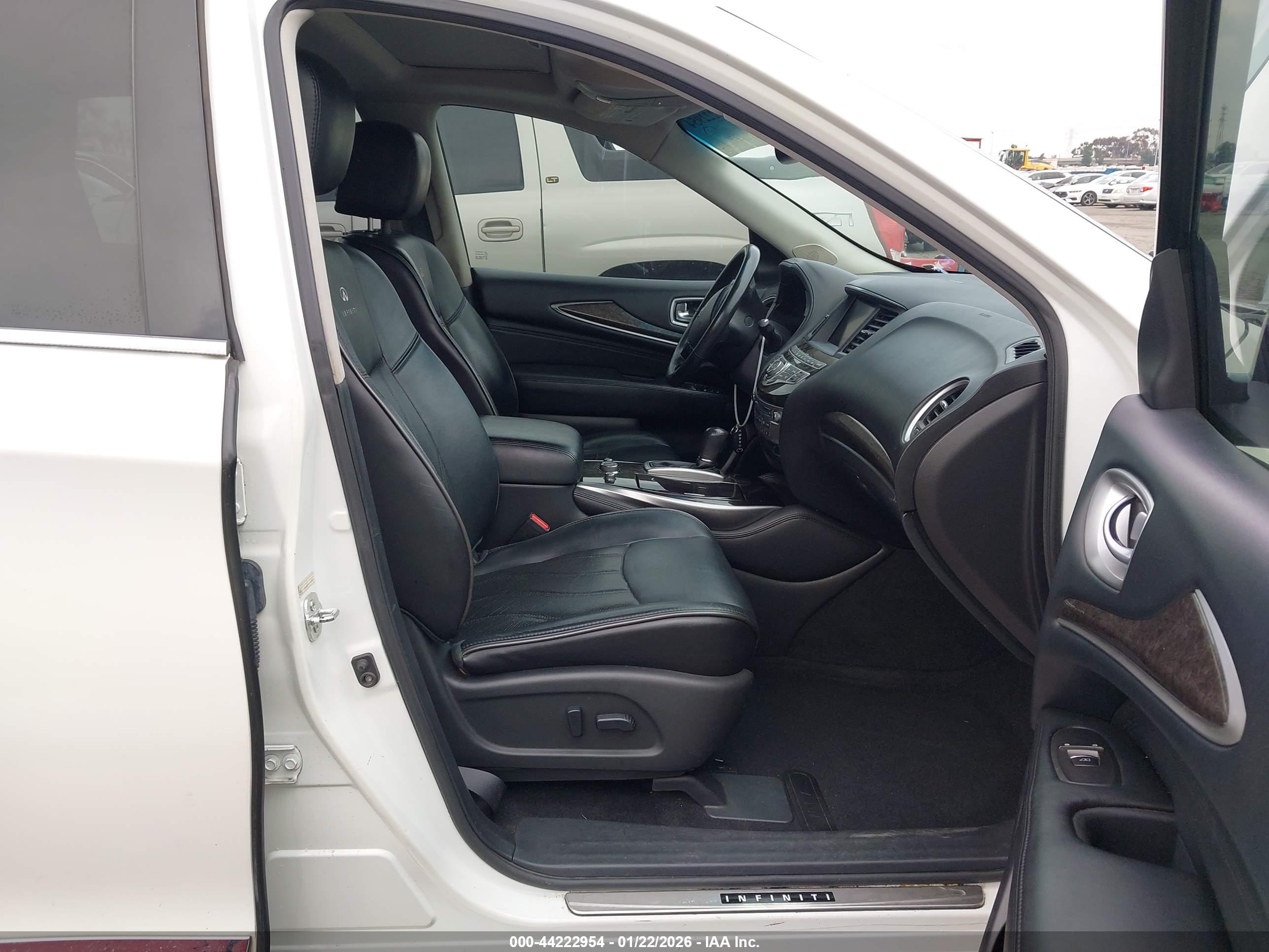 INFINITI JX35 image 5