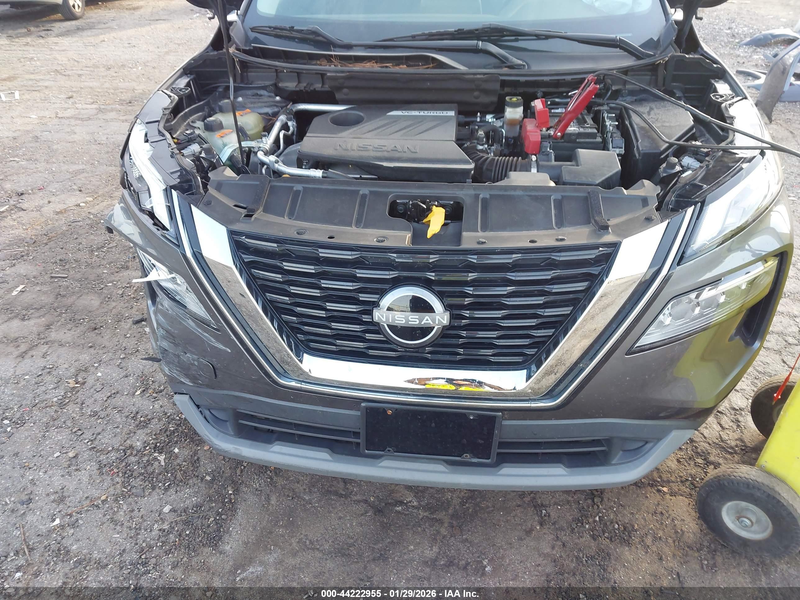 NISSAN ROGUE image 10