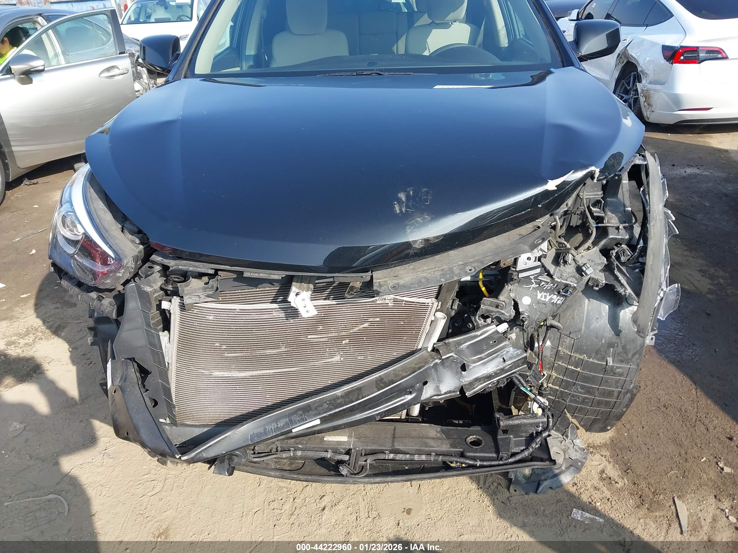 HYUNDAI SANTA image 6