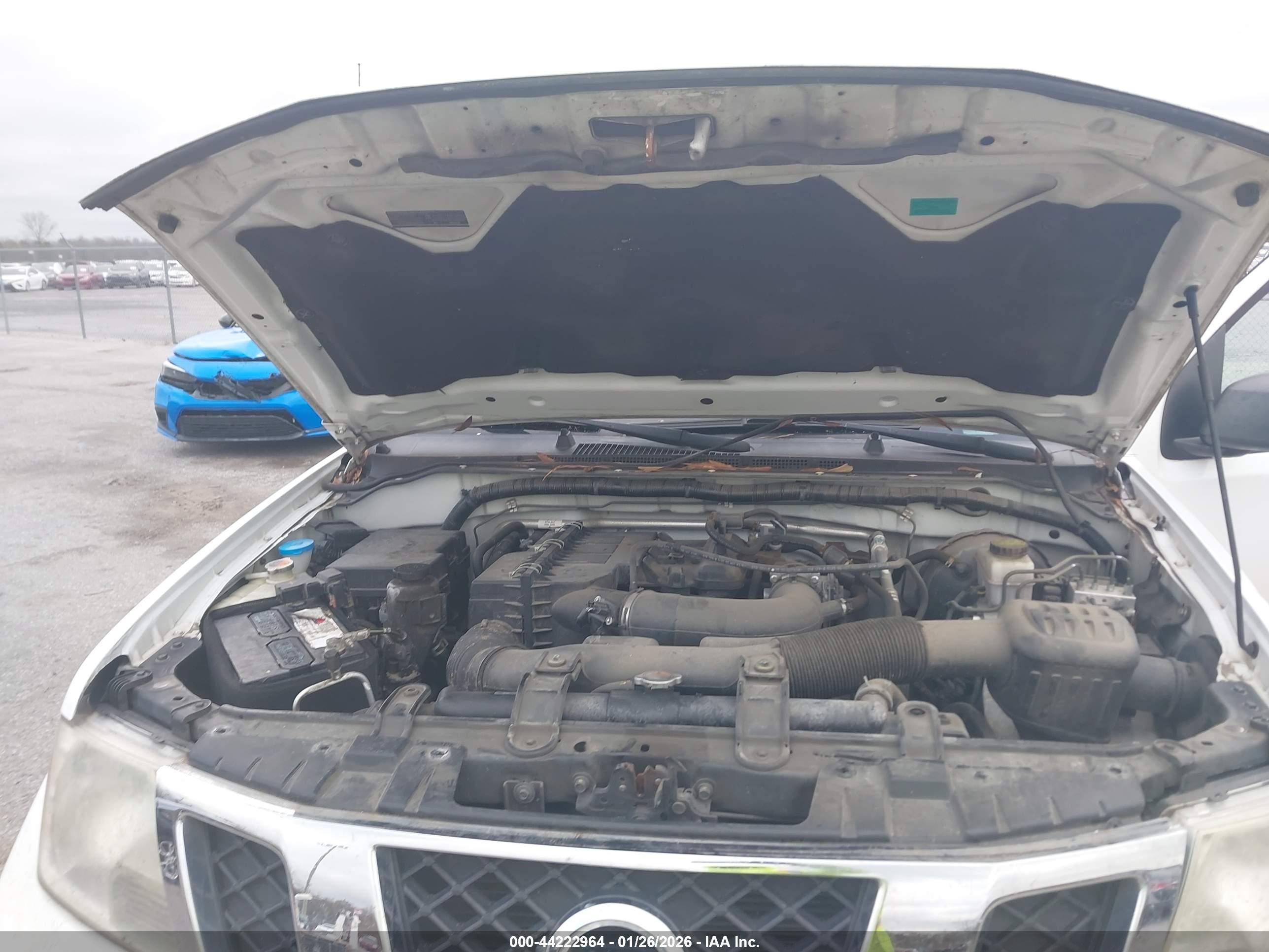 NISSAN FRONTIER image 10