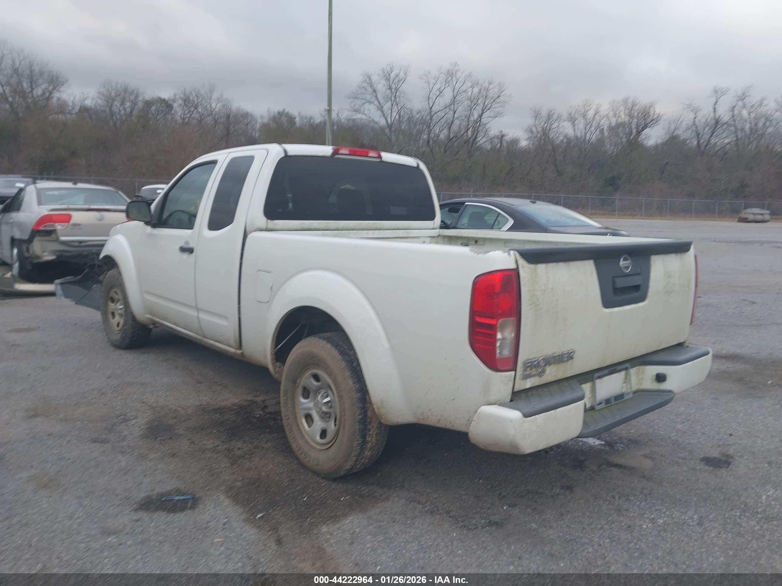 NISSAN FRONTIER image 3