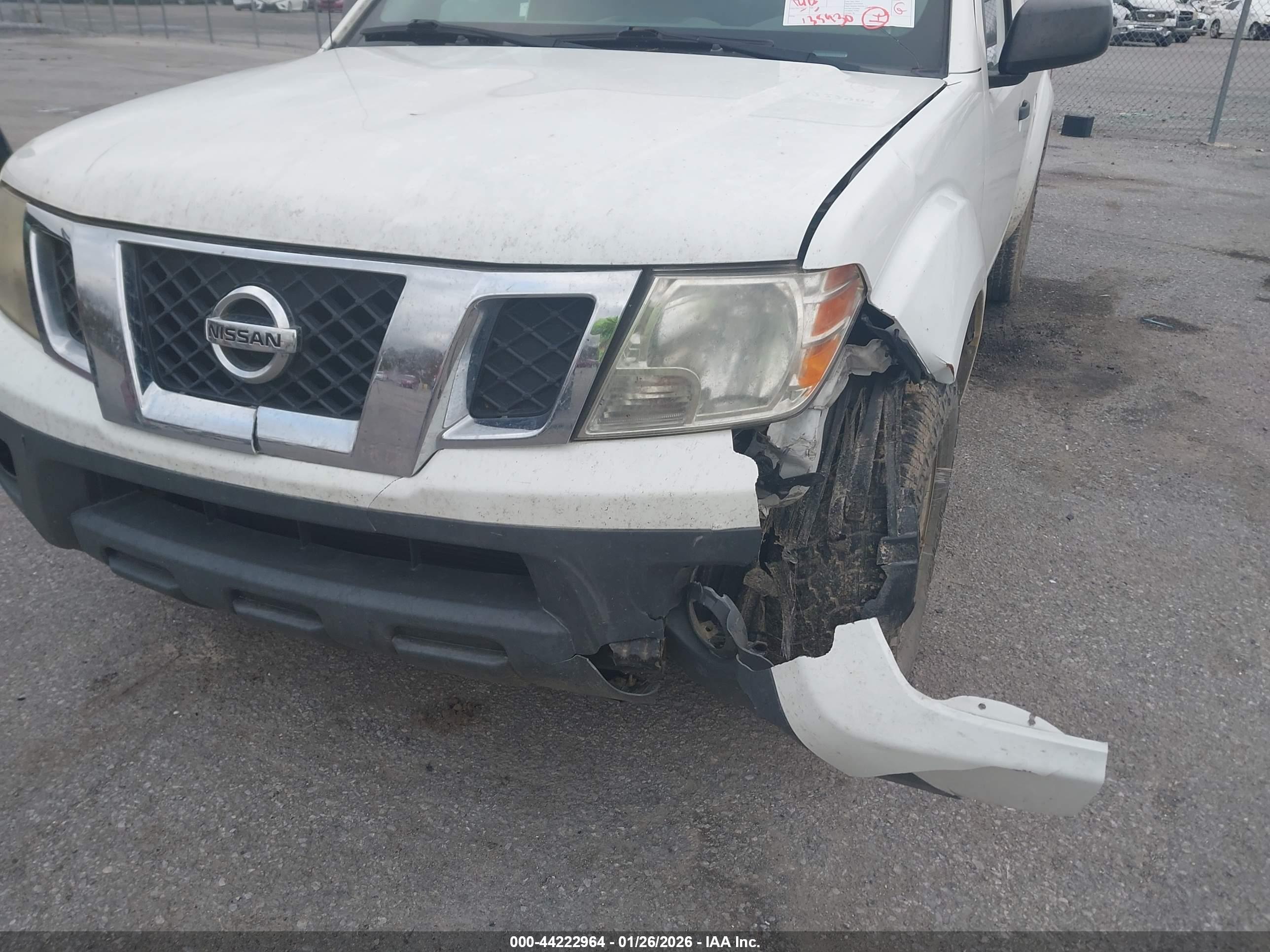 NISSAN FRONTIER image 6