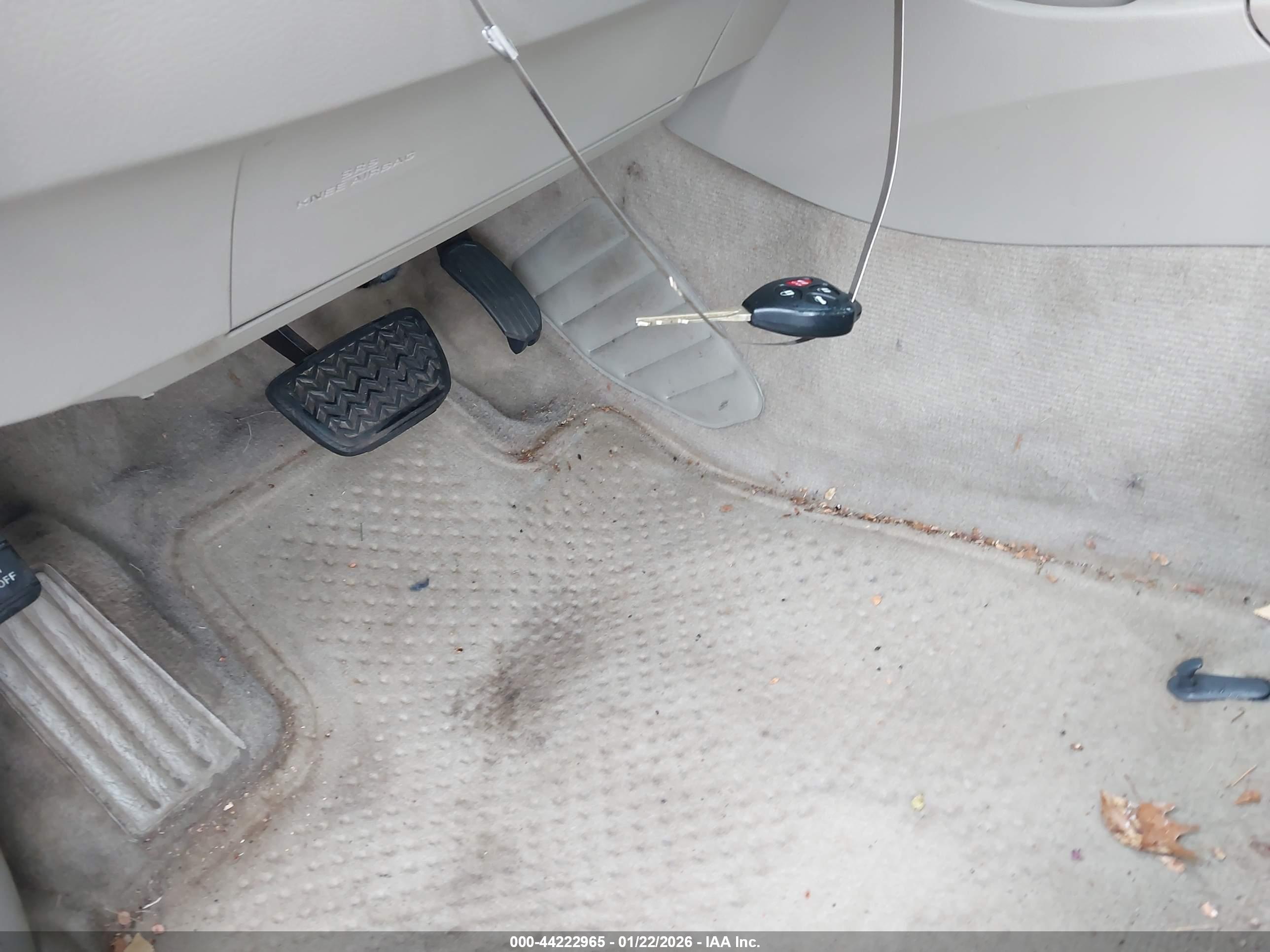 TOYOTA CAMRY image 11