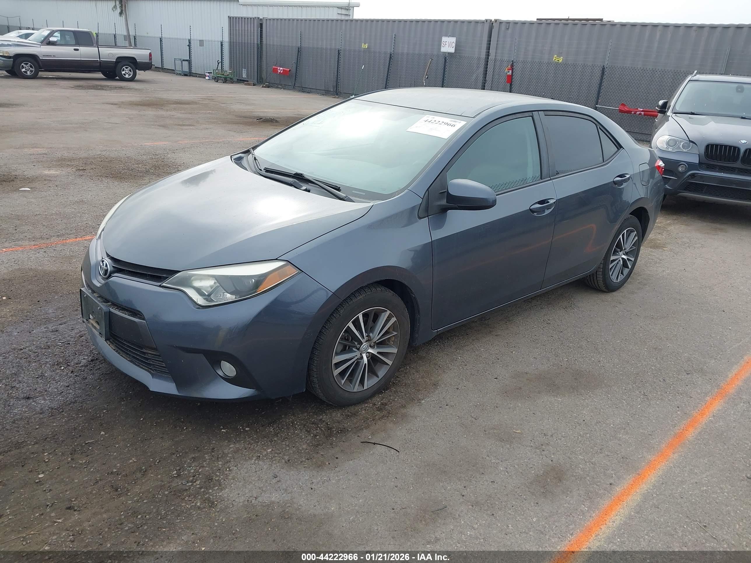TOYOTA COROLLA image 2