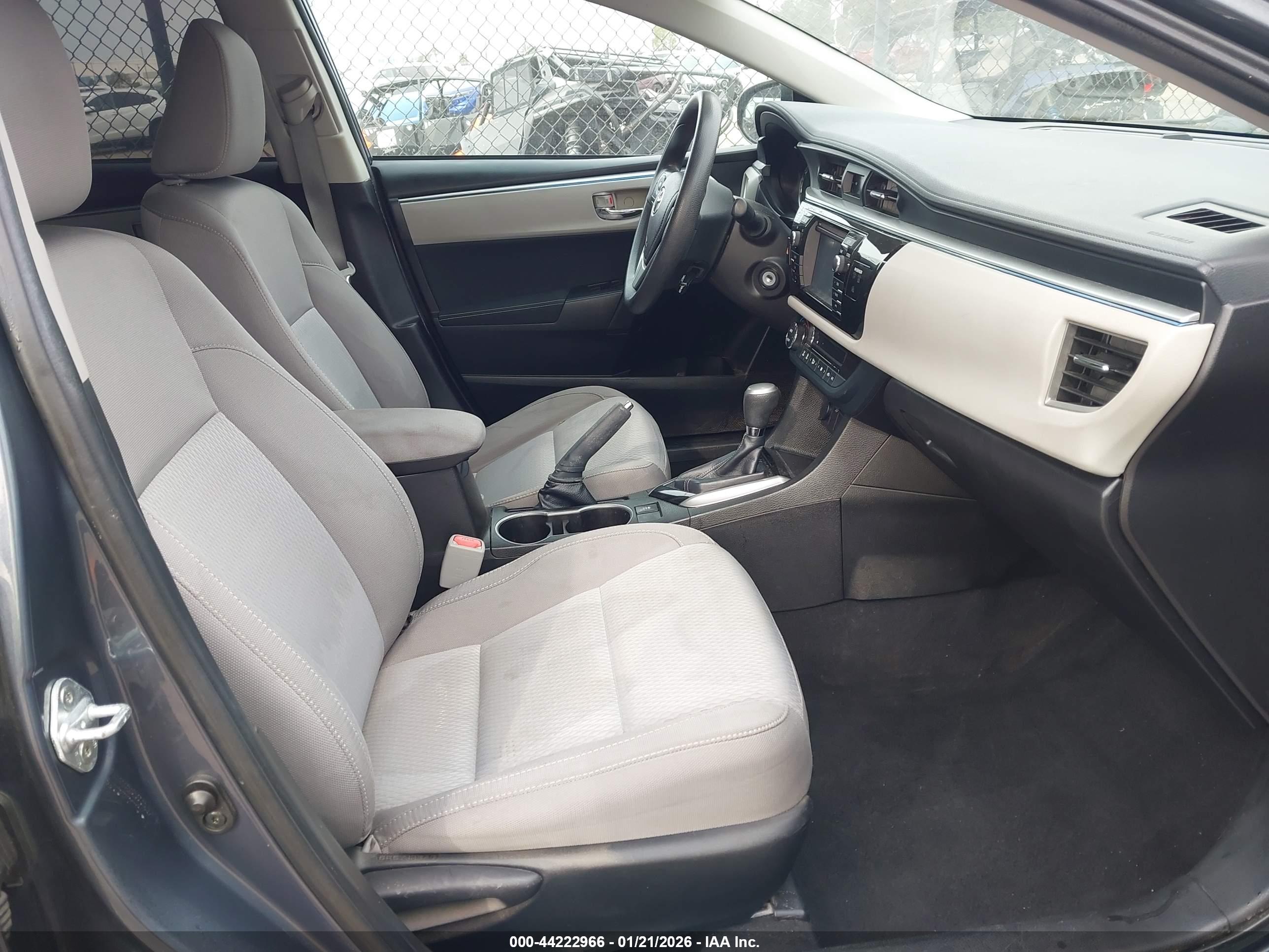 TOYOTA COROLLA image 5