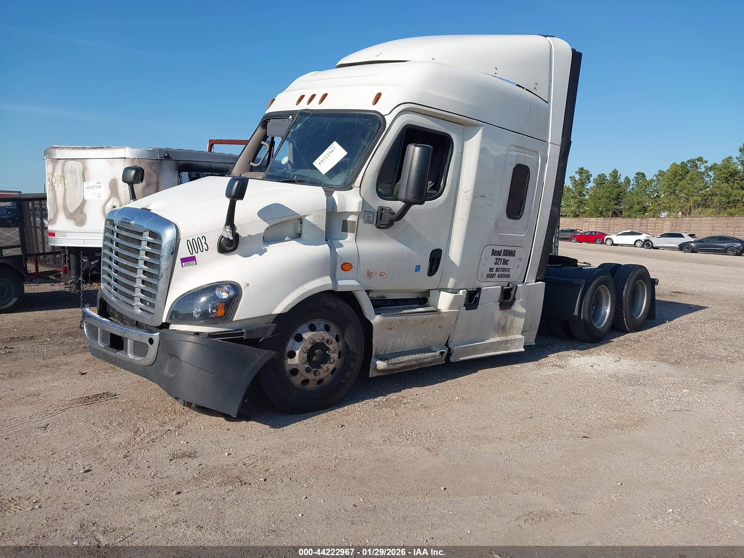 FREIGHTLINER CASCADIA image 2