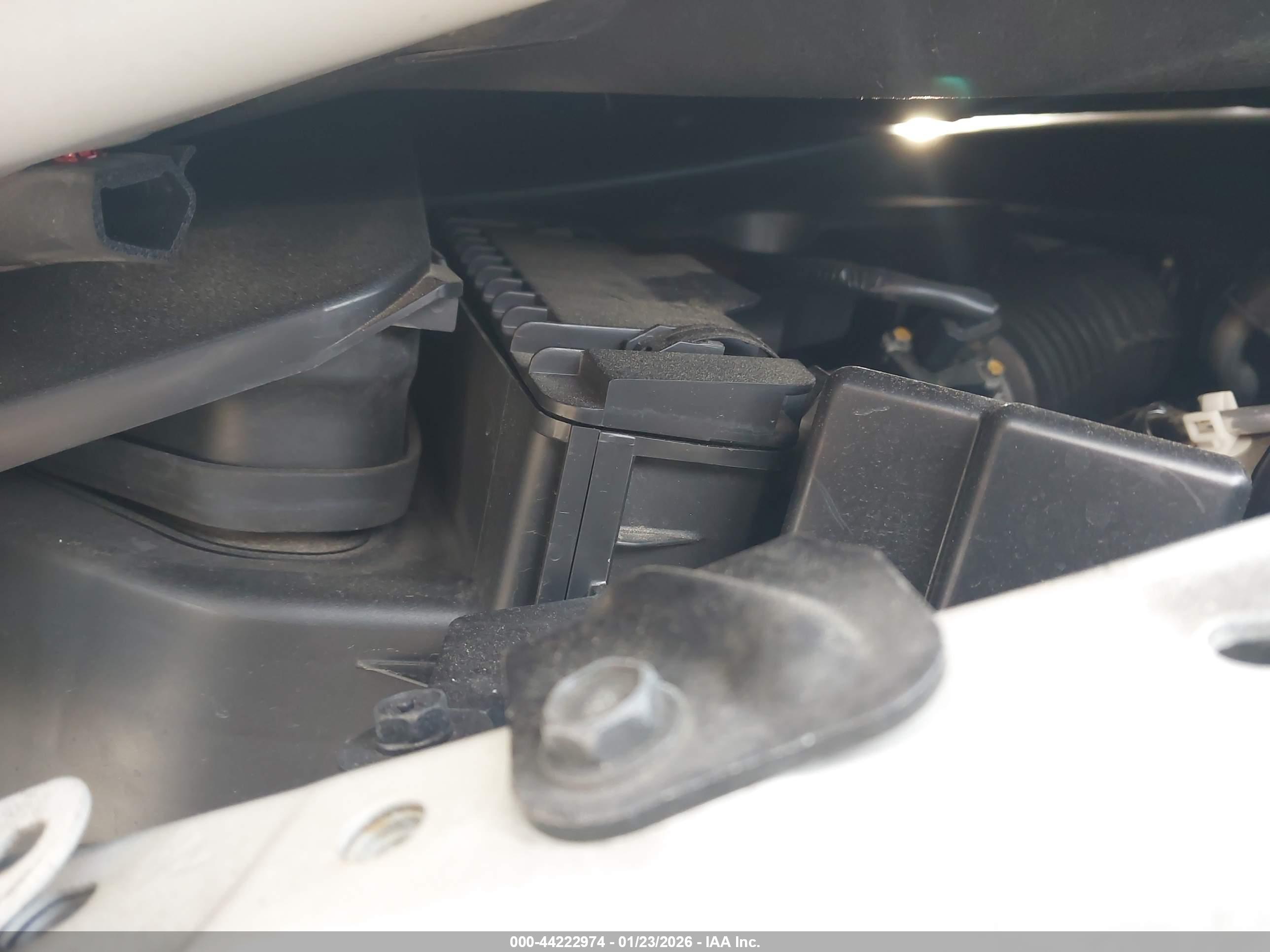 INFINITI Q70L image 10