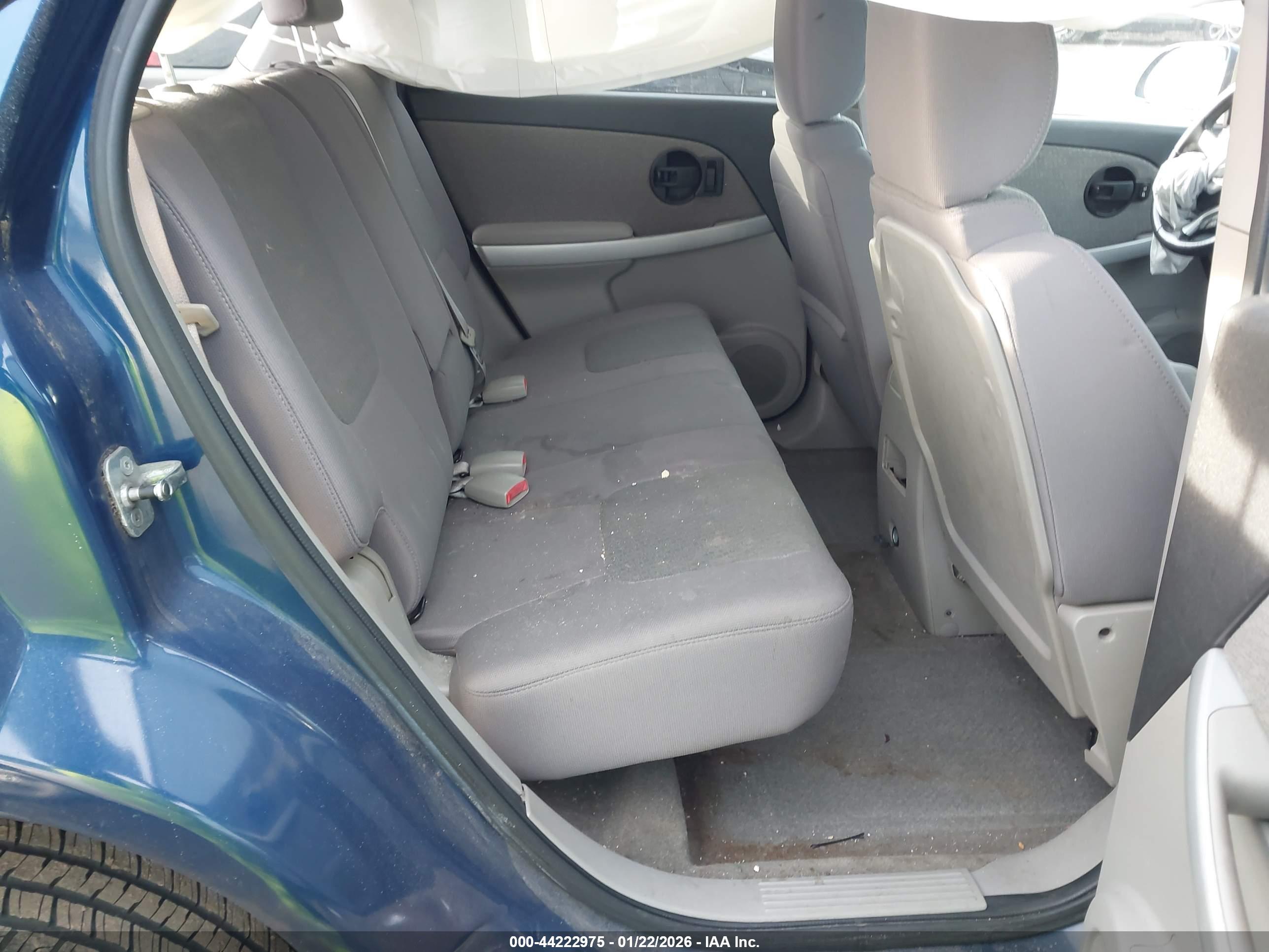 CHEVROLET EQUINOX image 8