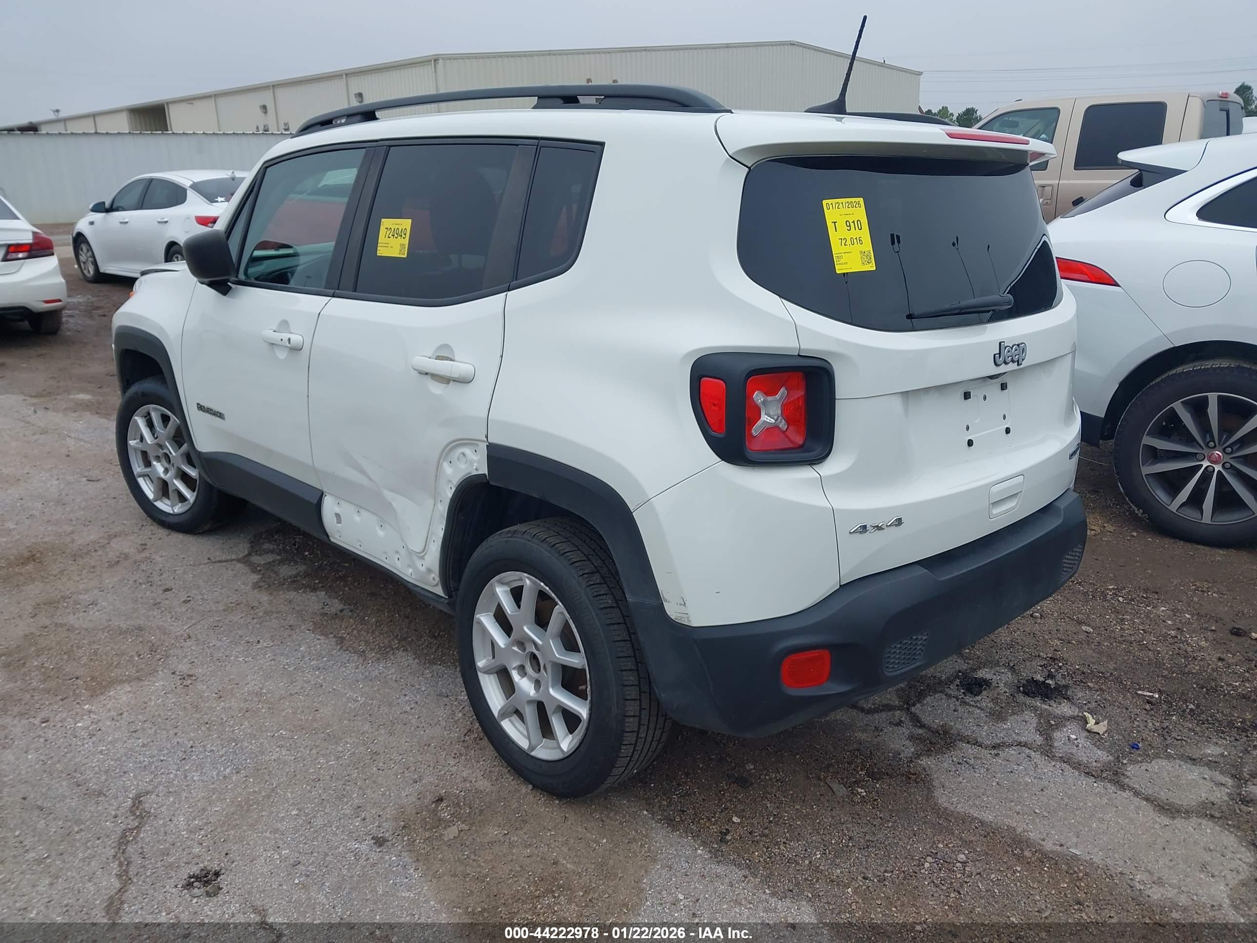 JEEP RENEGADE image 3