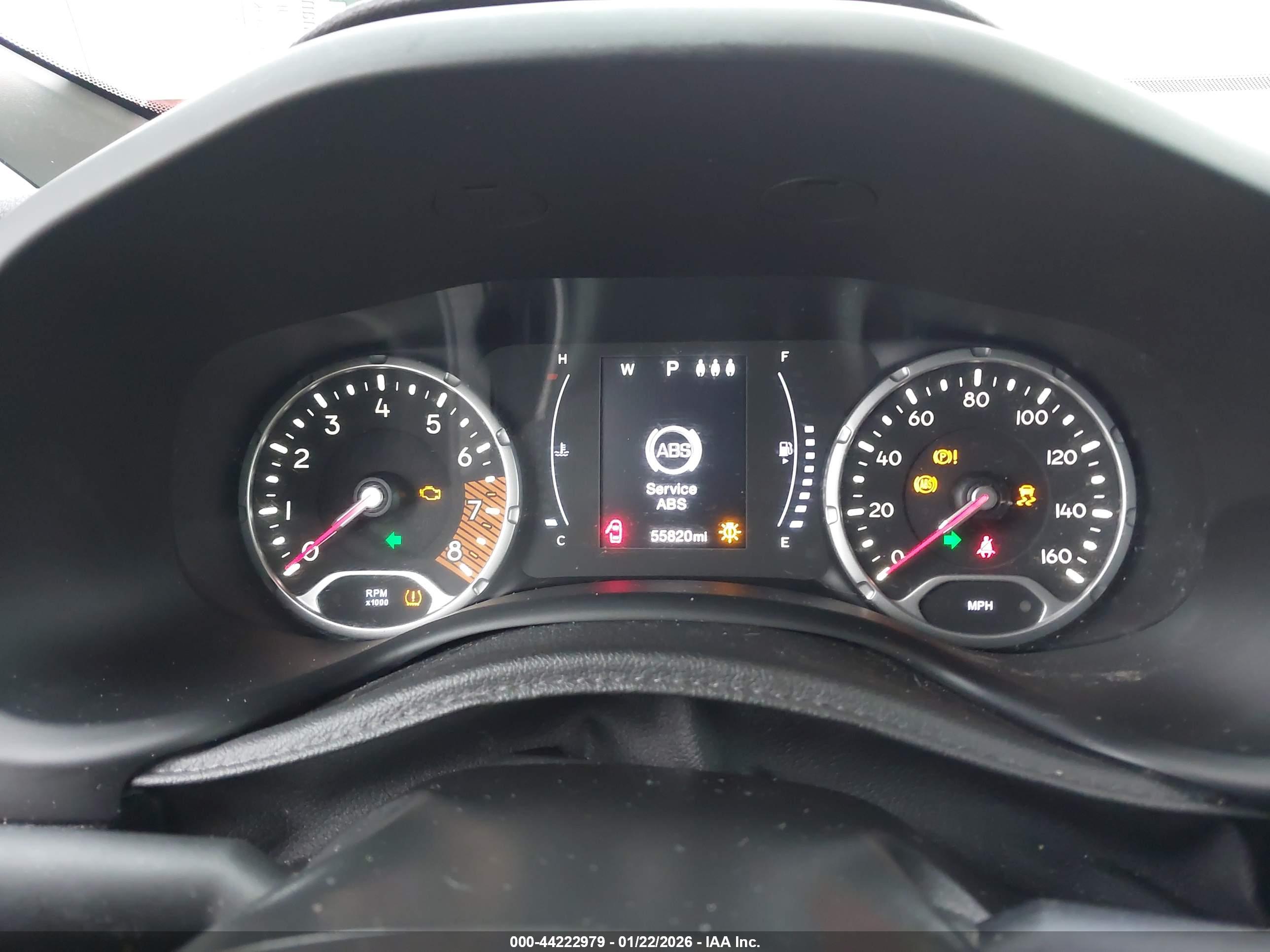 JEEP RENEGADE image 7