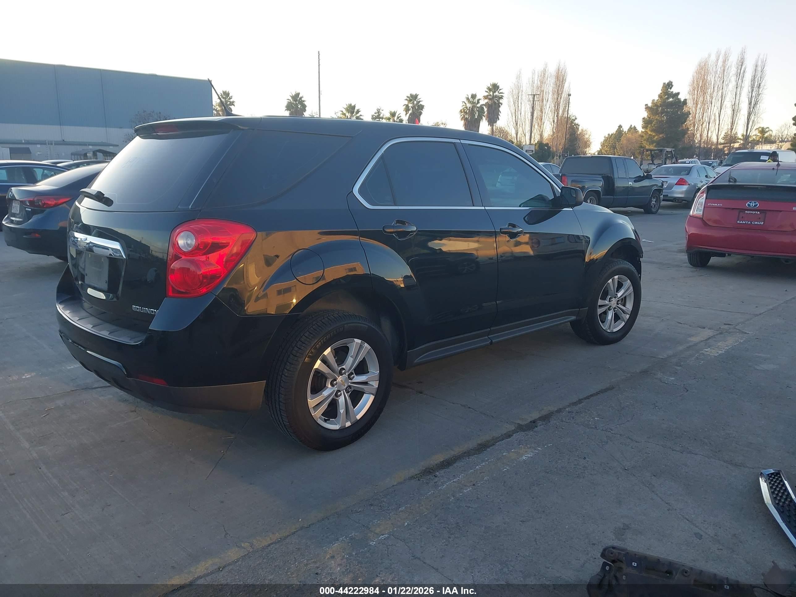 CHEVROLET EQUINOX image 4