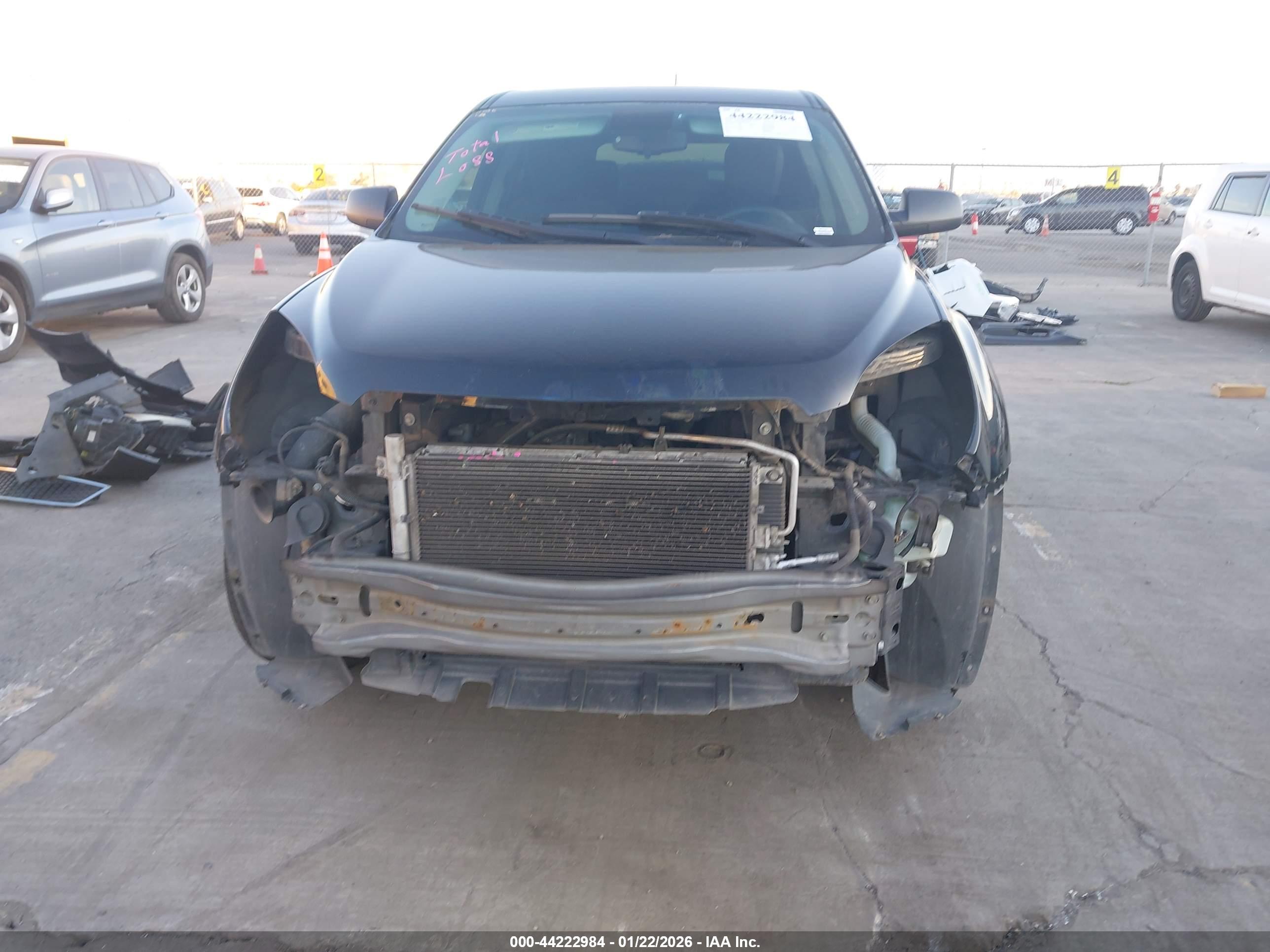 CHEVROLET EQUINOX image 6