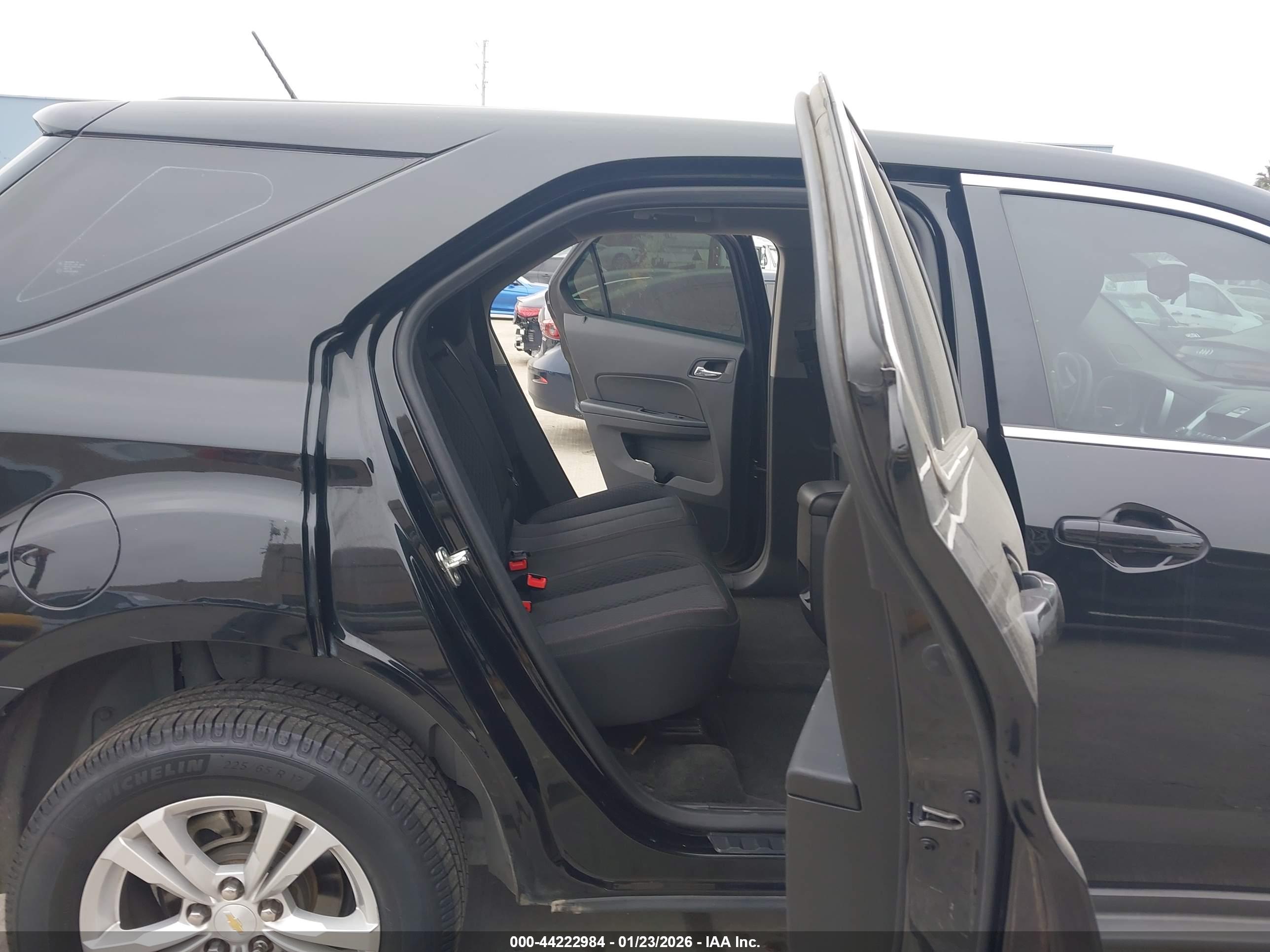 CHEVROLET EQUINOX image 8
