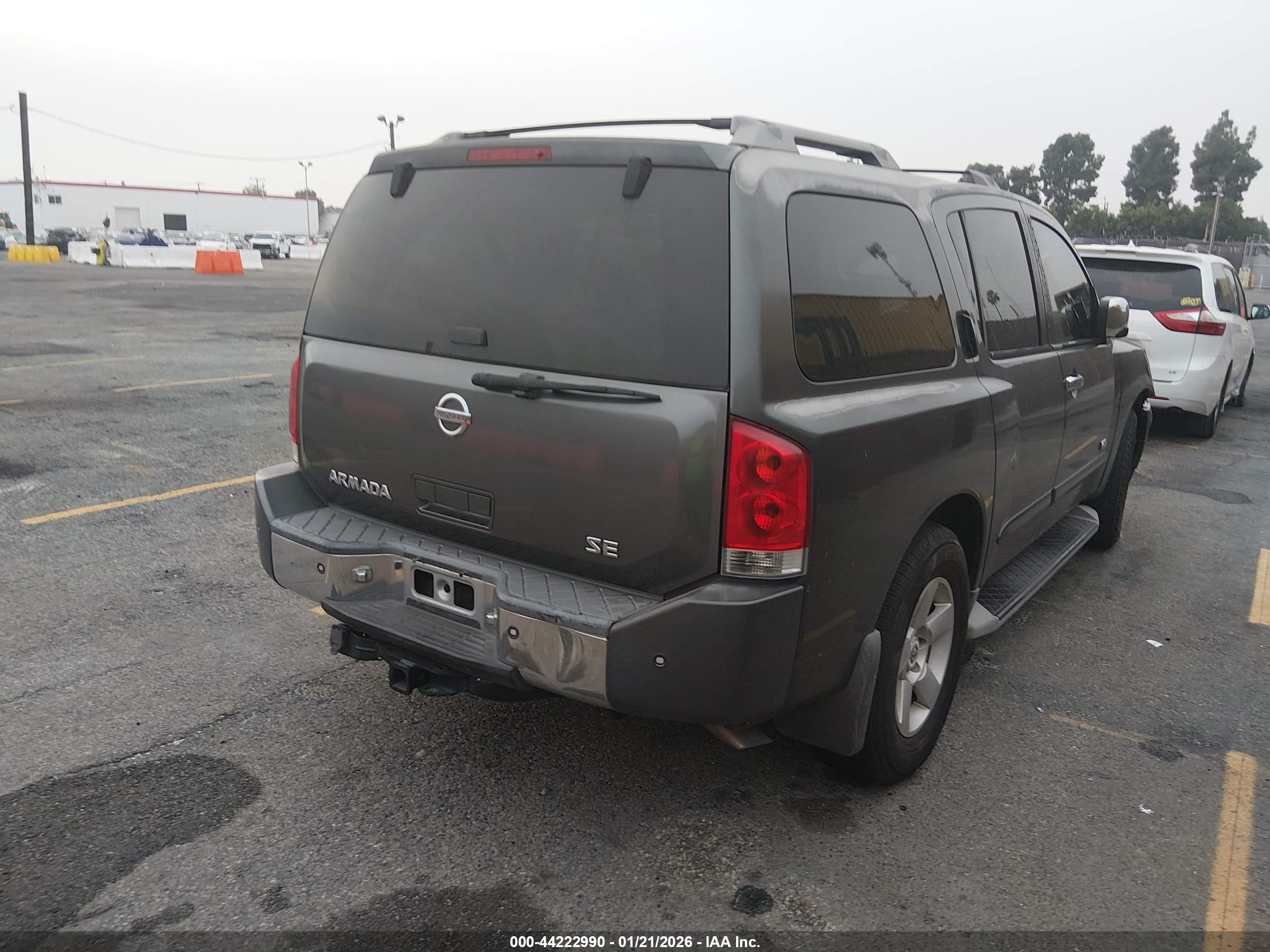 NISSAN ARMADA image 4