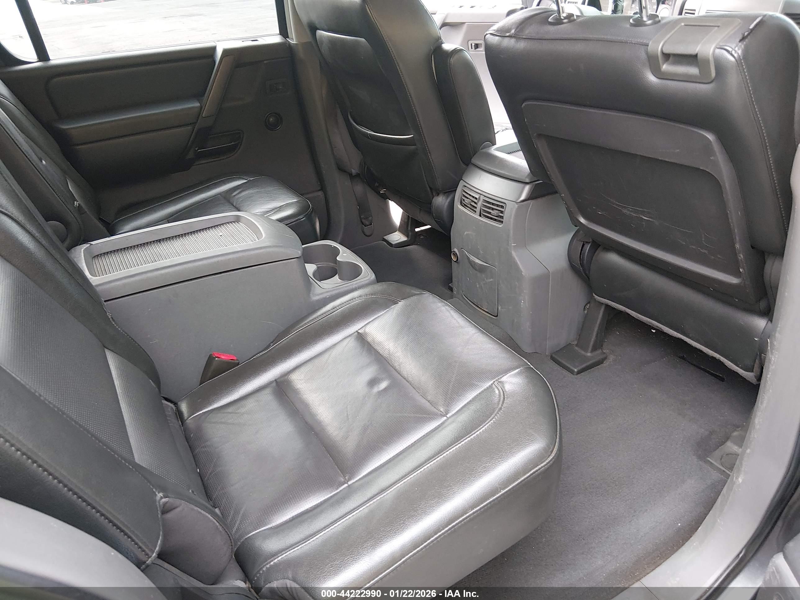 NISSAN ARMADA image 8