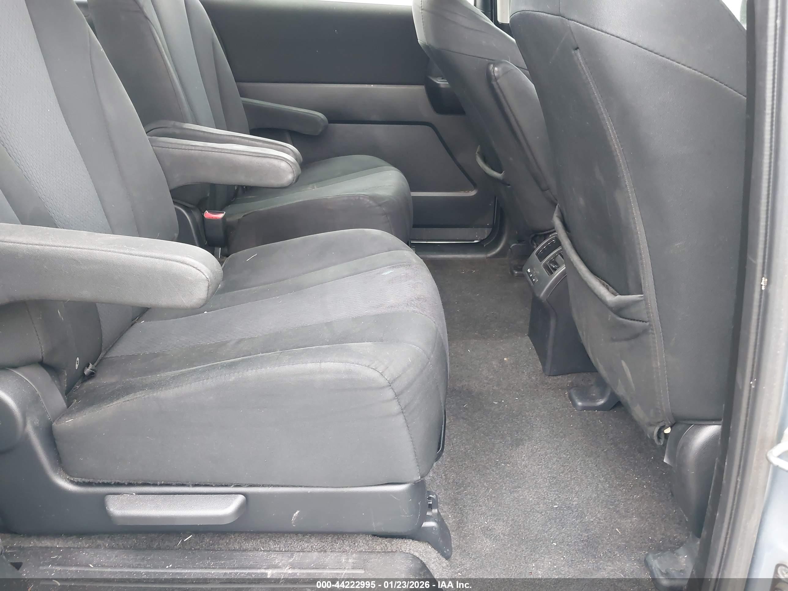 MAZDA MAZDA5 image 8