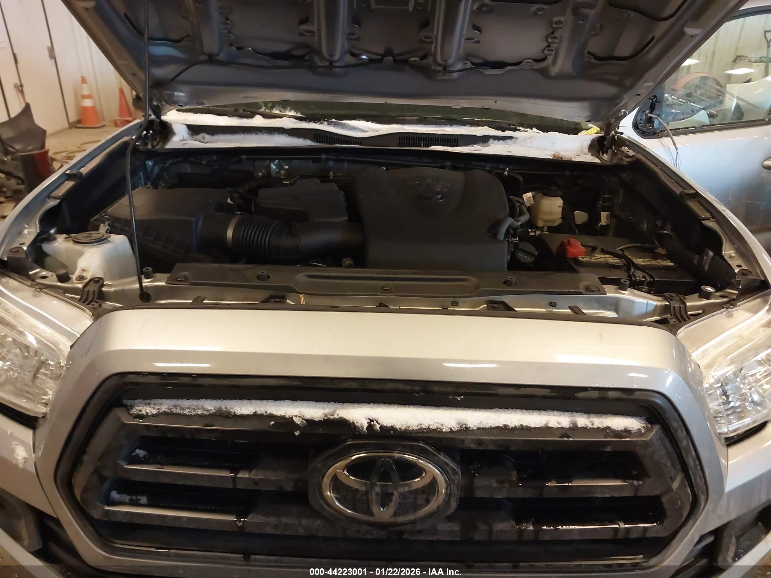 TOYOTA TACOMA image 10