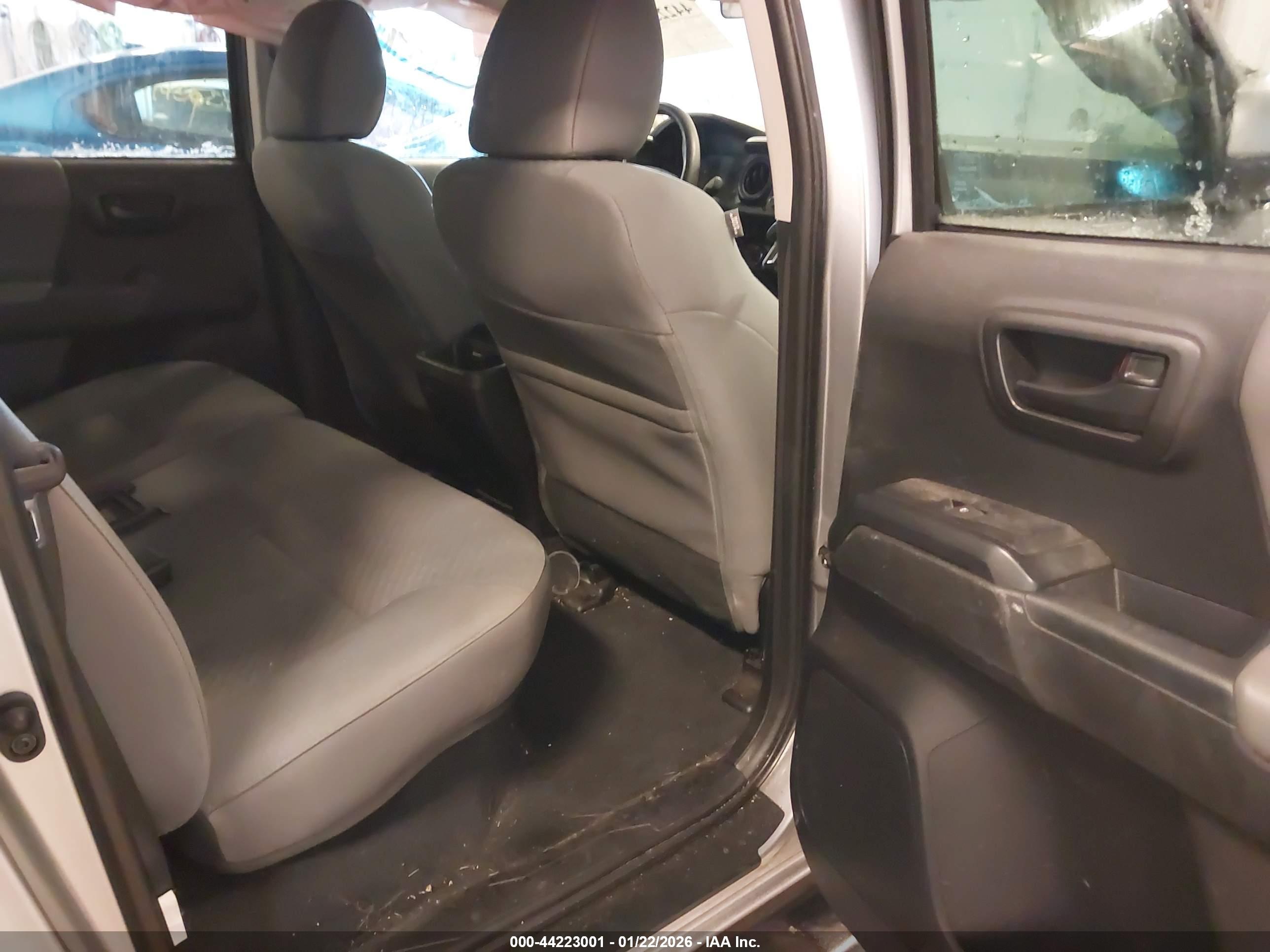 TOYOTA TACOMA image 8