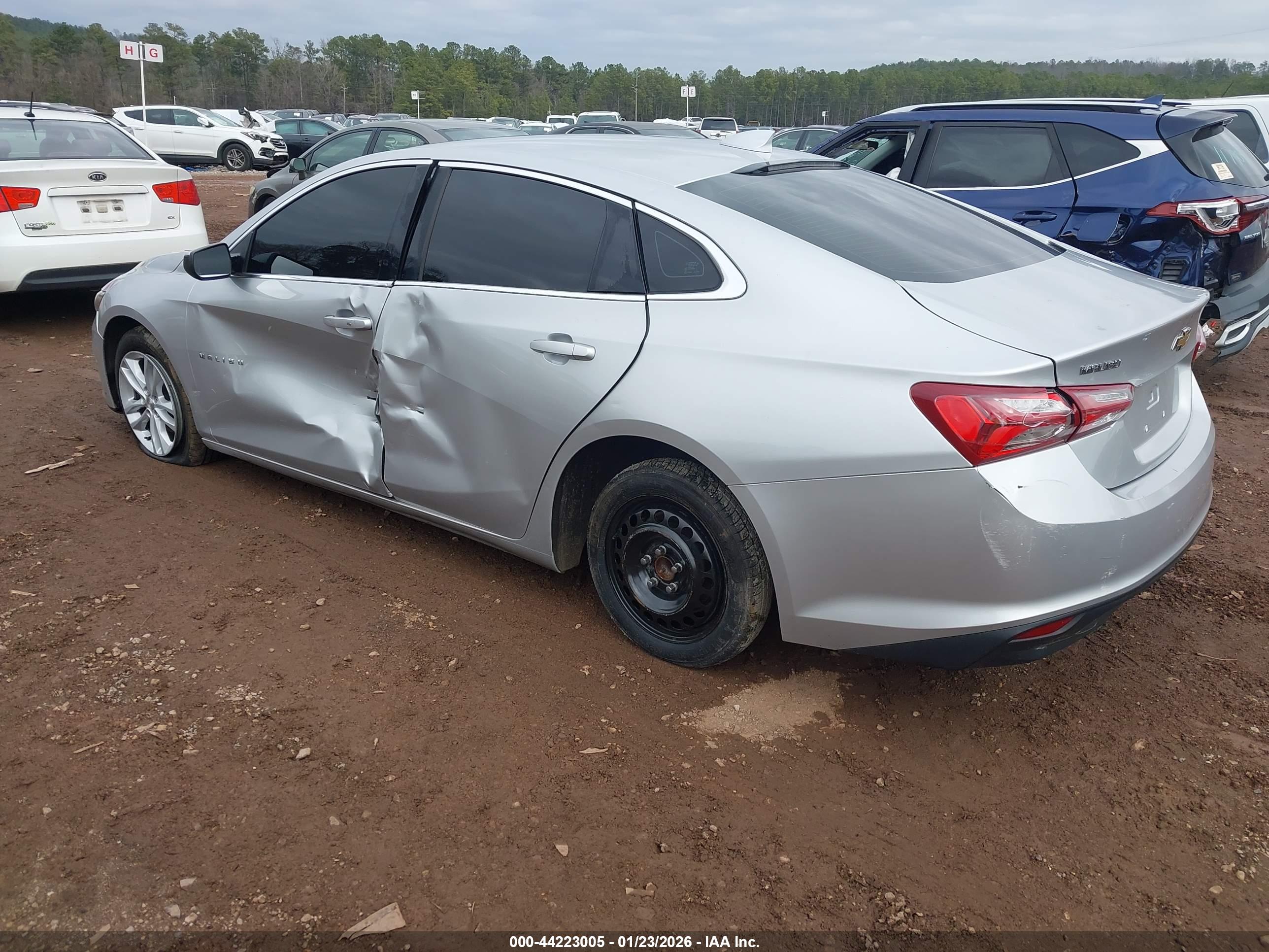 CHEVROLET MALIBU image 3