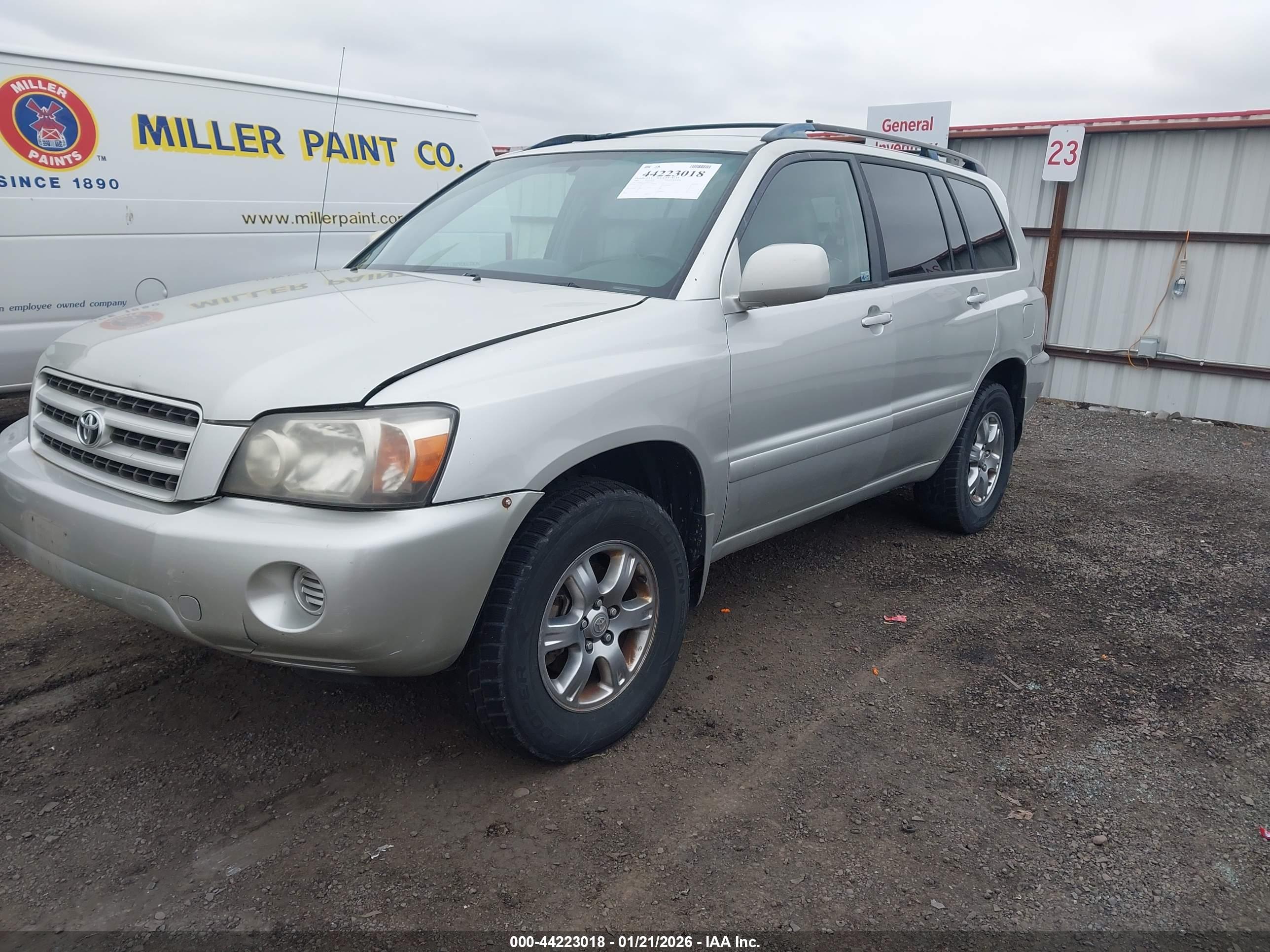 TOYOTA HIGHLANDER image 2