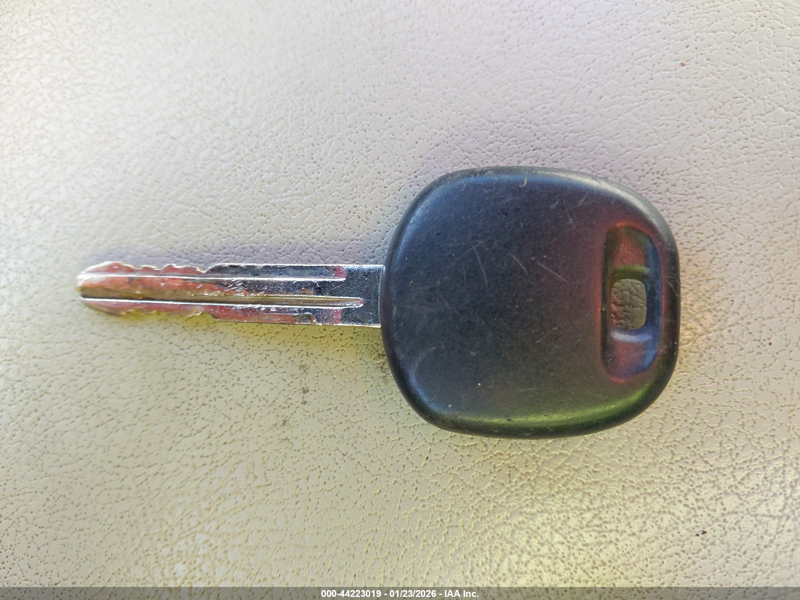 TOYOTA CAMRY image 11