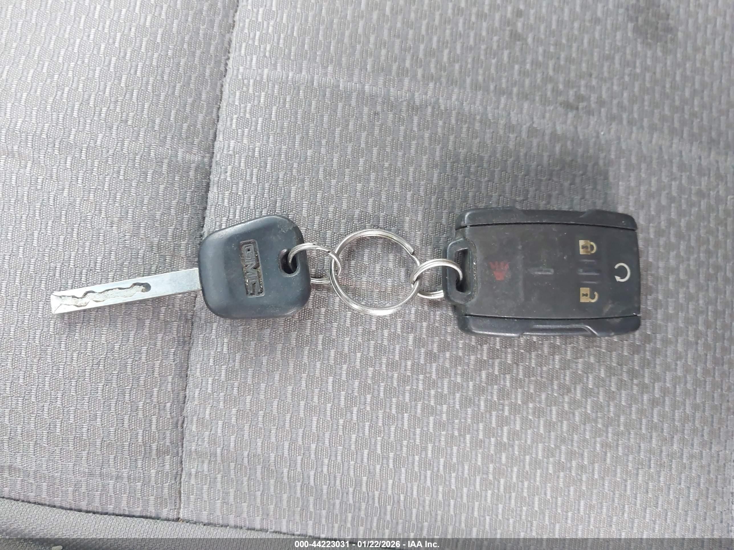 GMC SIERRA image 11