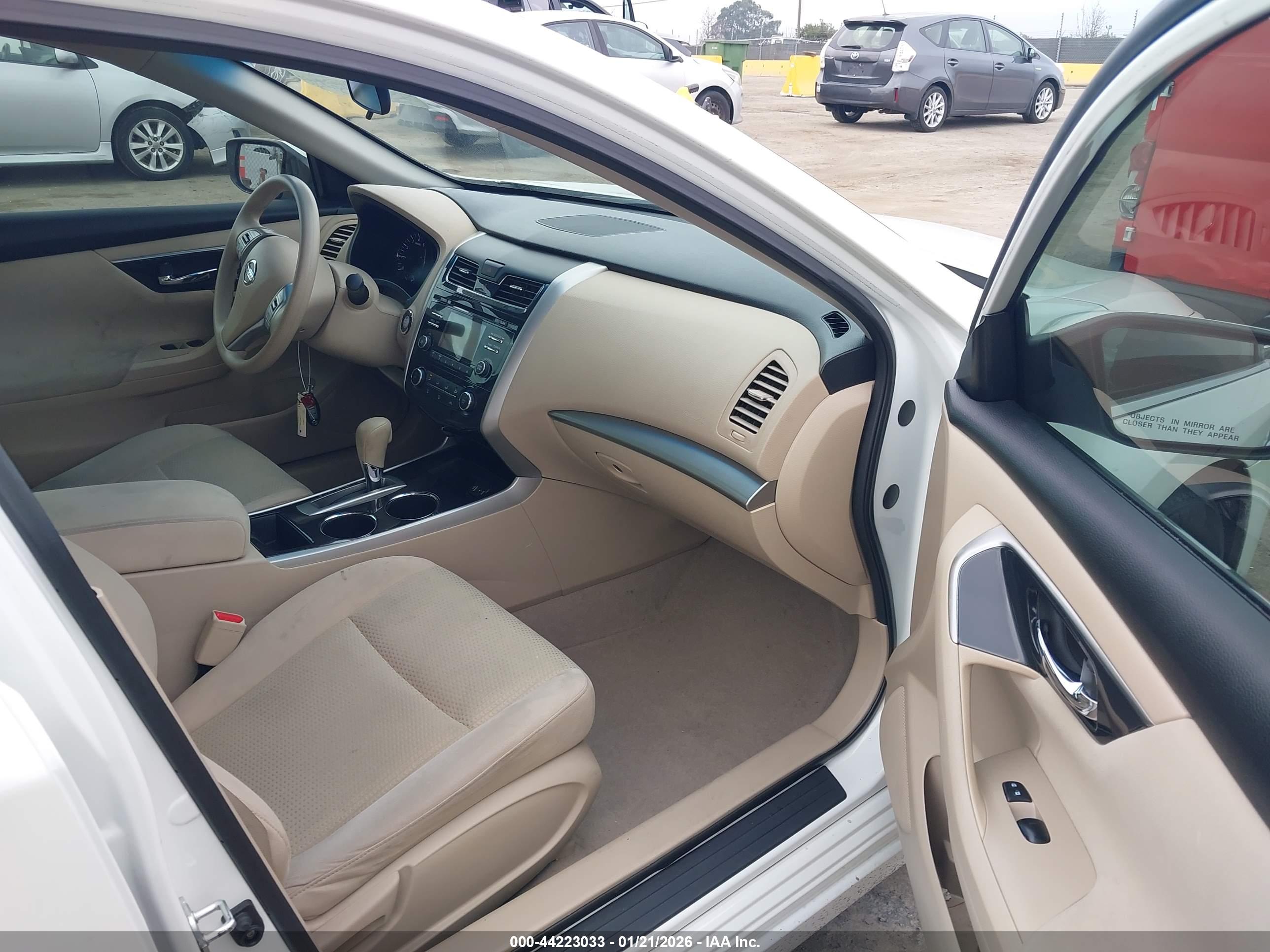 NISSAN ALTIMA image 5