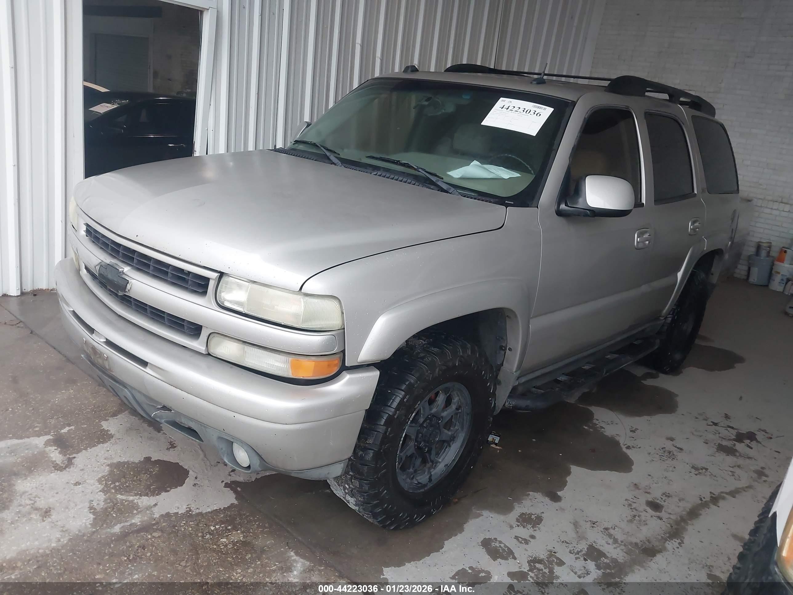 CHEVROLET TAHOE image 2