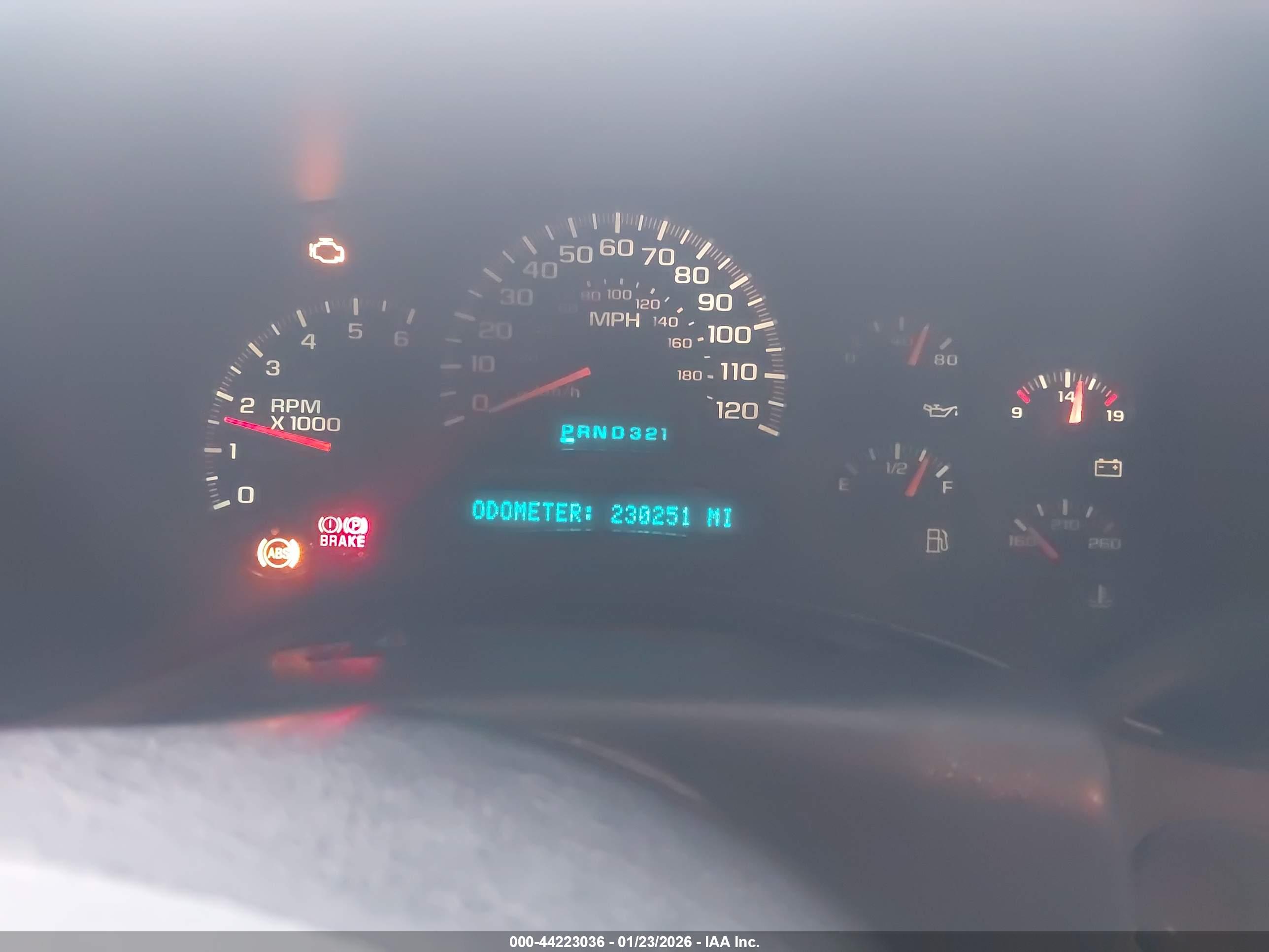 CHEVROLET TAHOE image 7