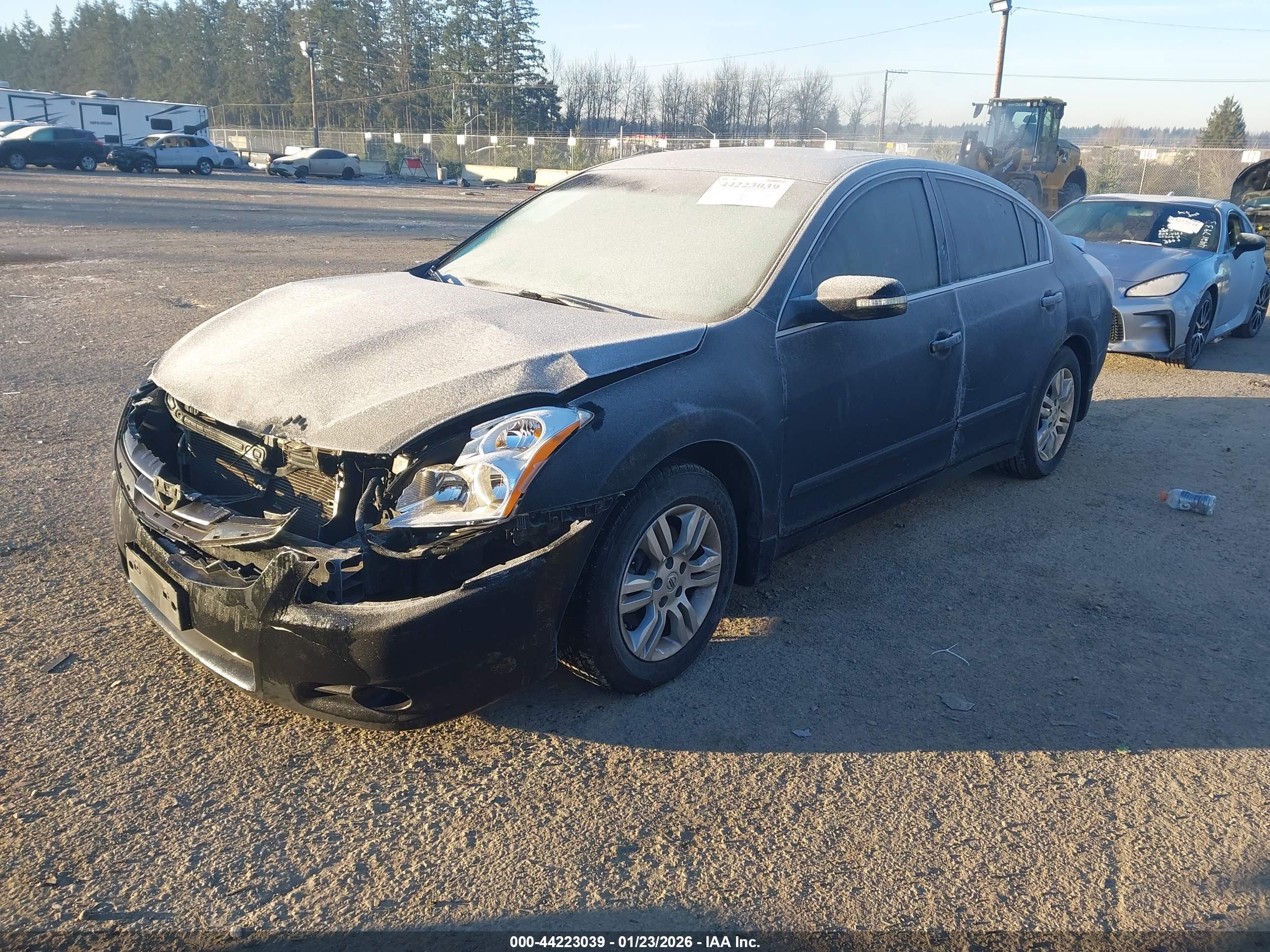 NISSAN ALTIMA image 2