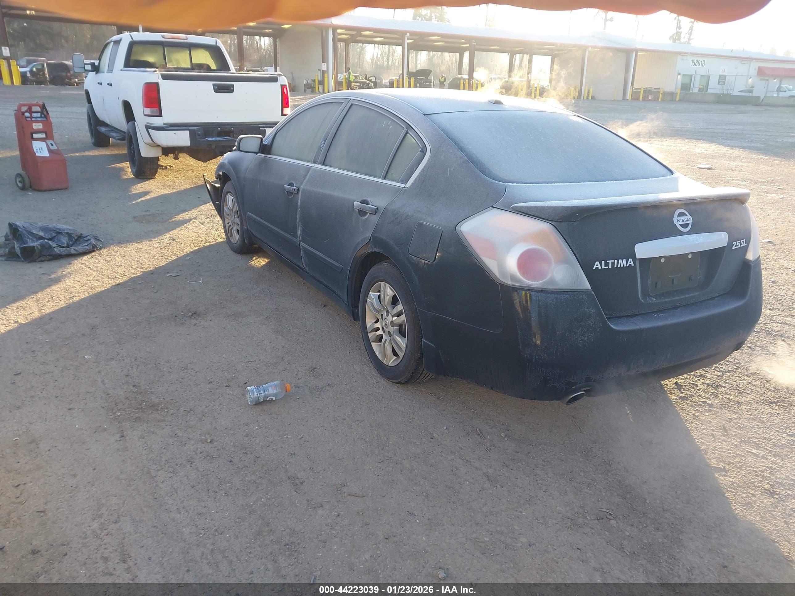 NISSAN ALTIMA image 3