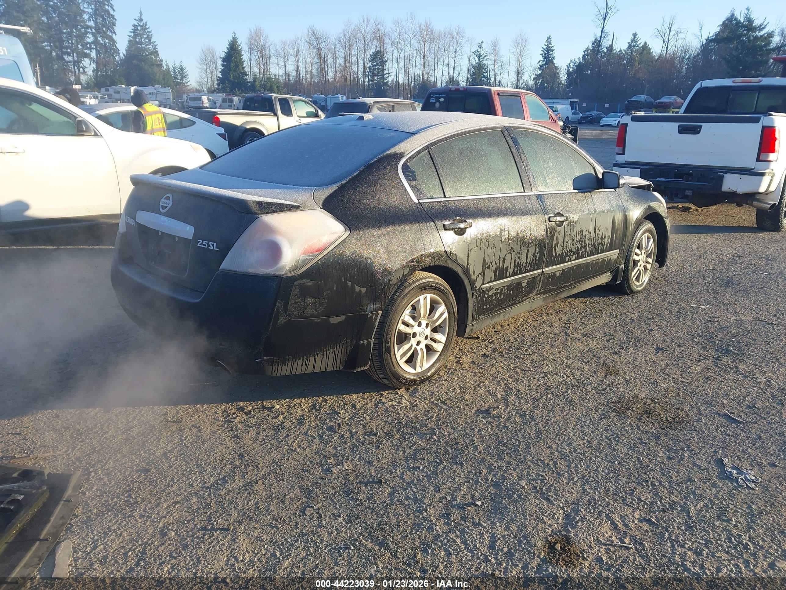 NISSAN ALTIMA image 4