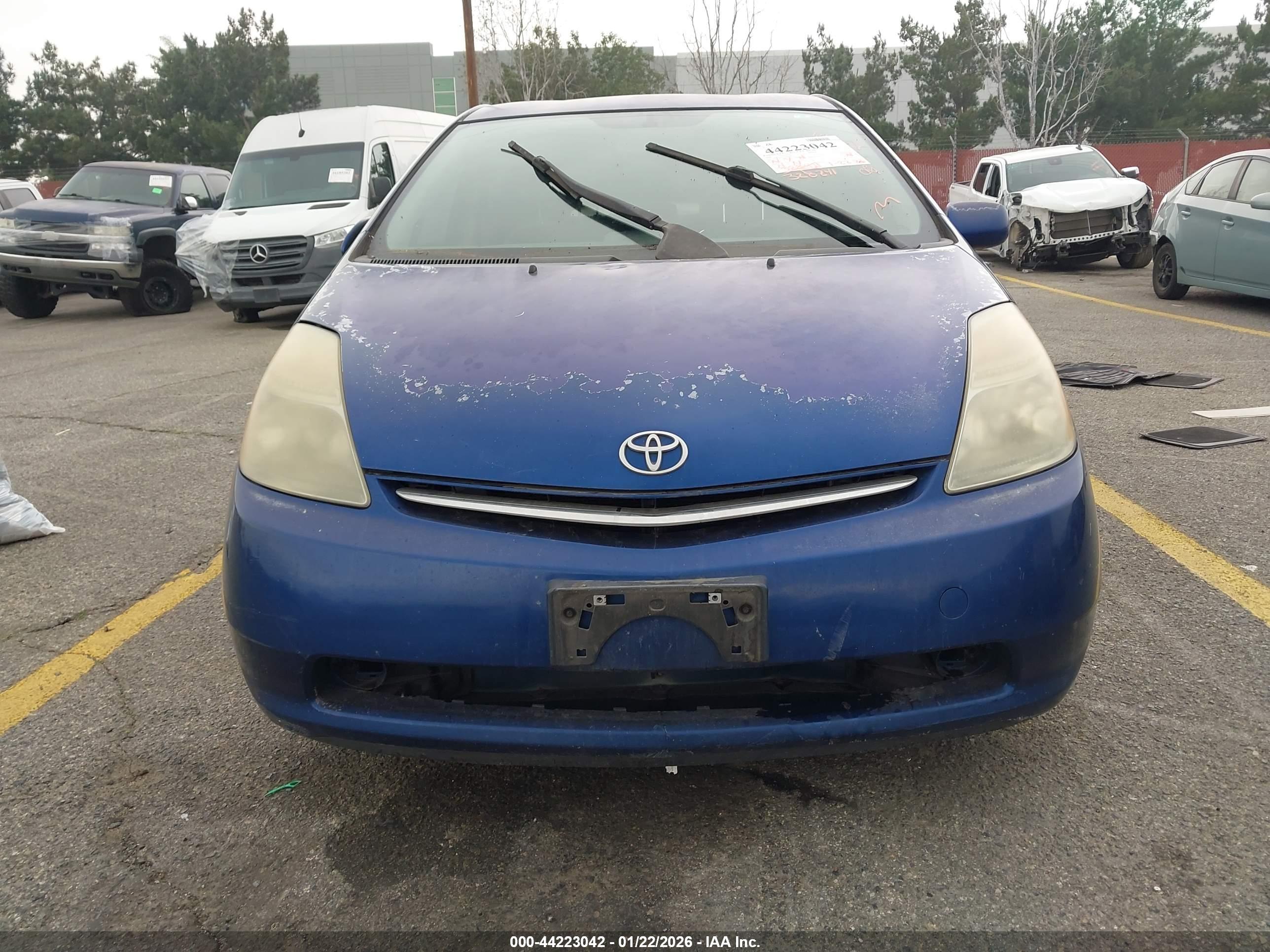 TOYOTA PRIUS image 6
