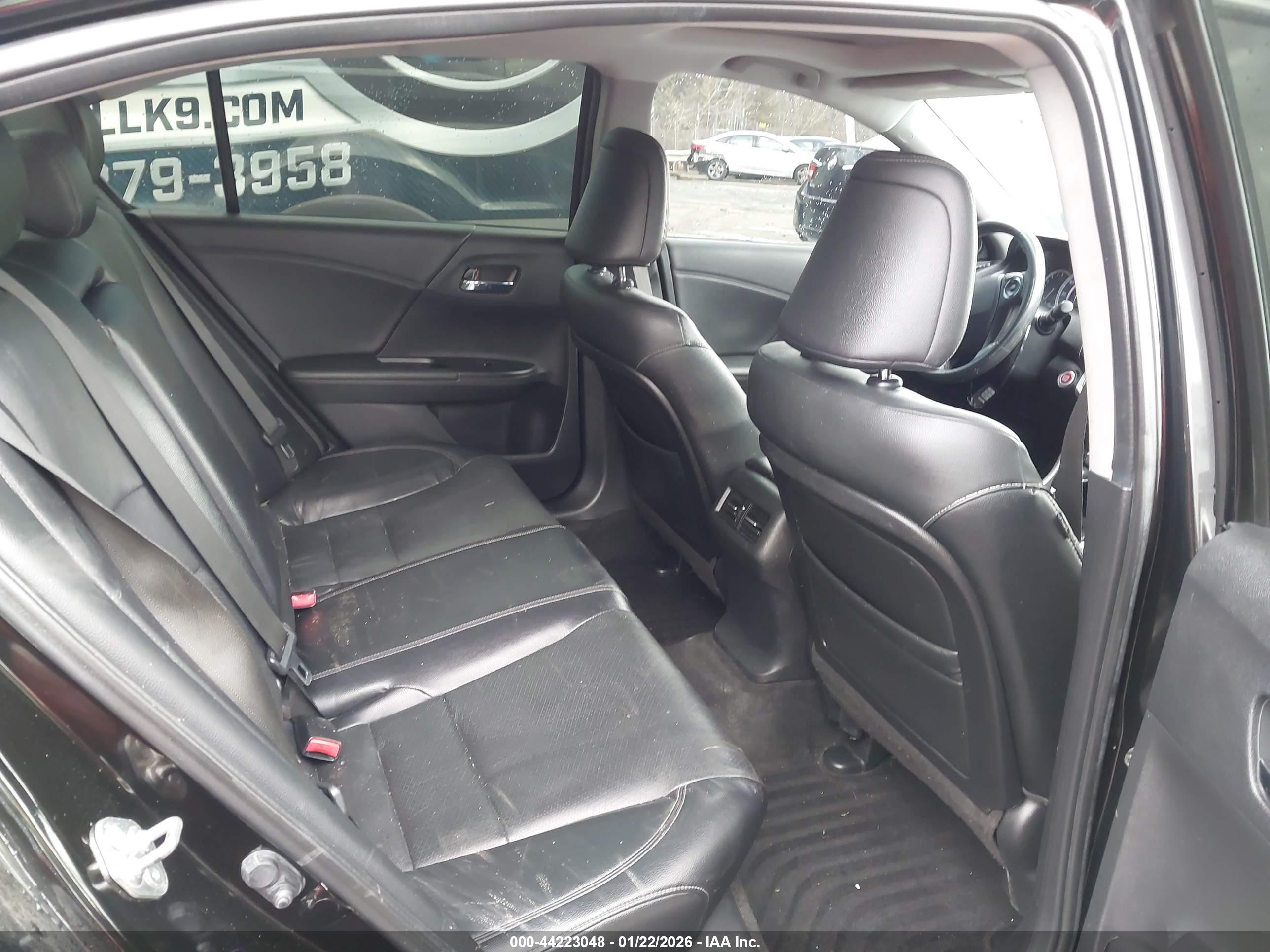 HONDA ACCORD image 8