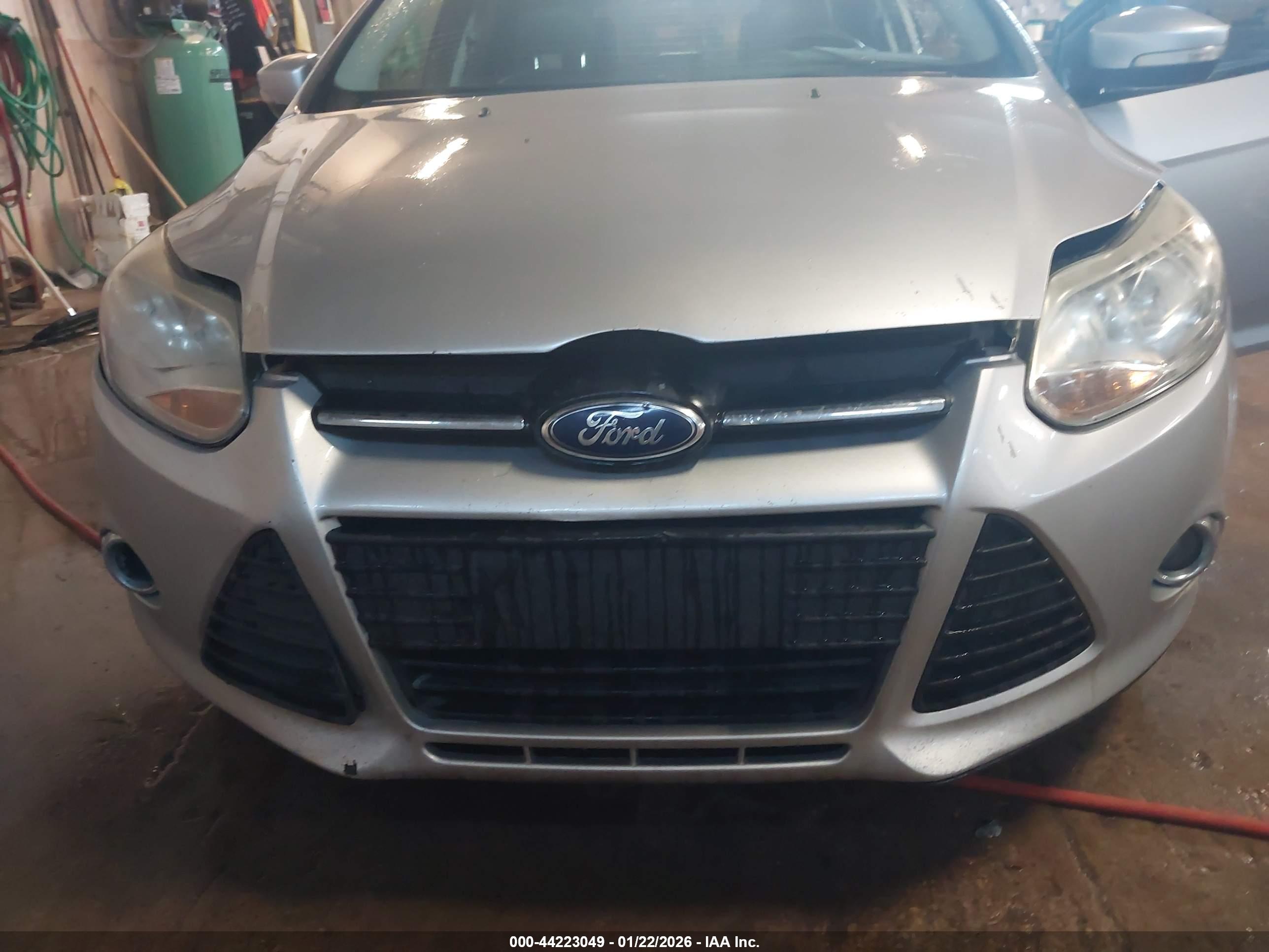 FORD FOCUS image 6