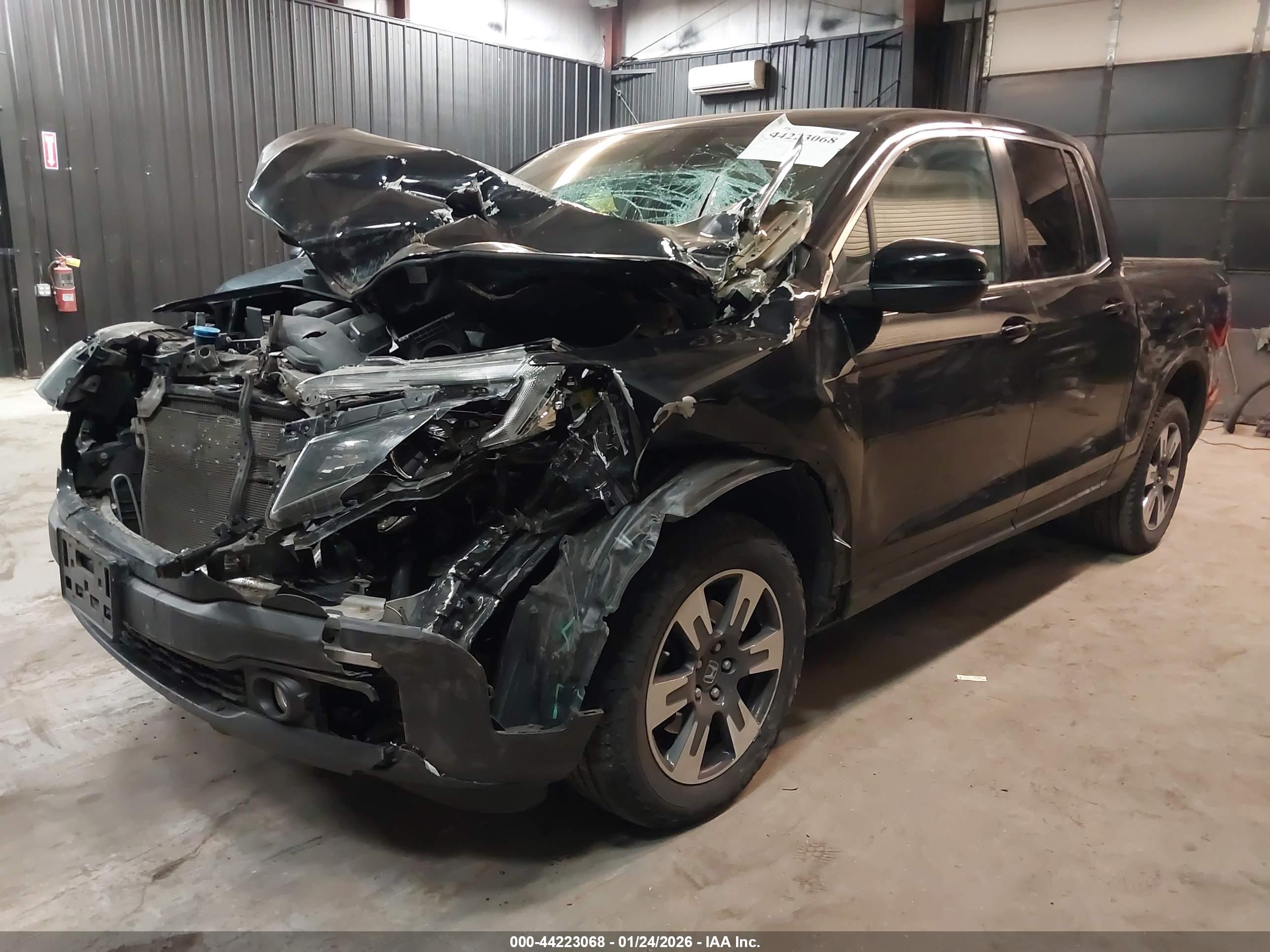 HONDA RIDGELINE image 2