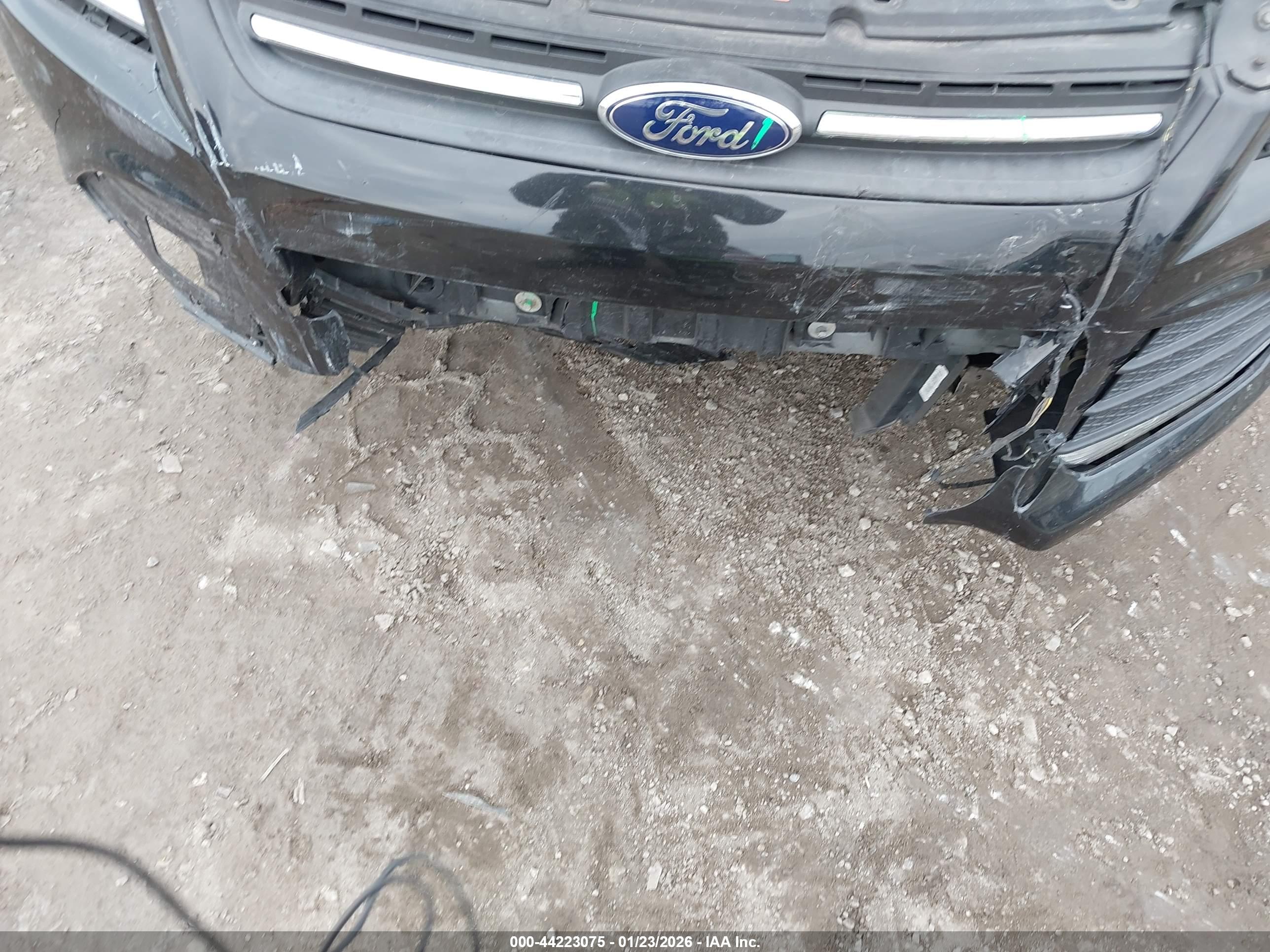 FORD ESCAPE image 6