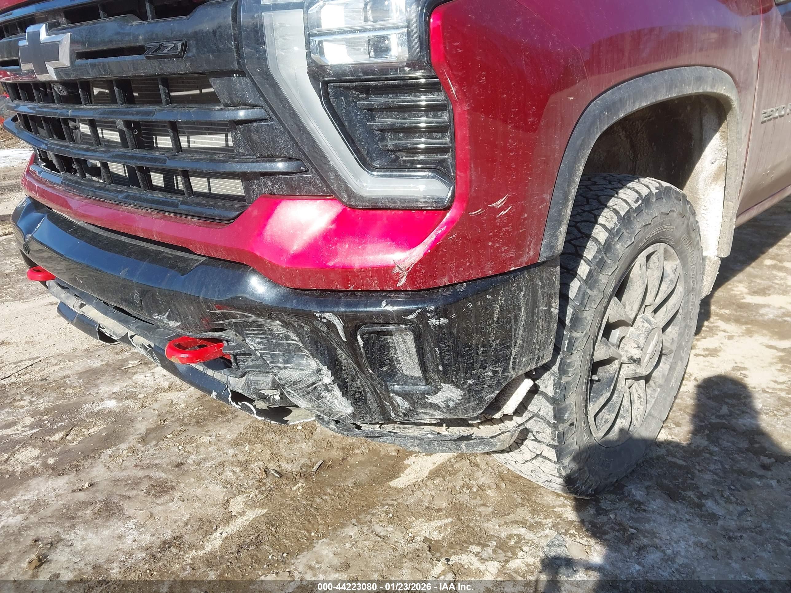 CHEVROLET SILVERADO image 6