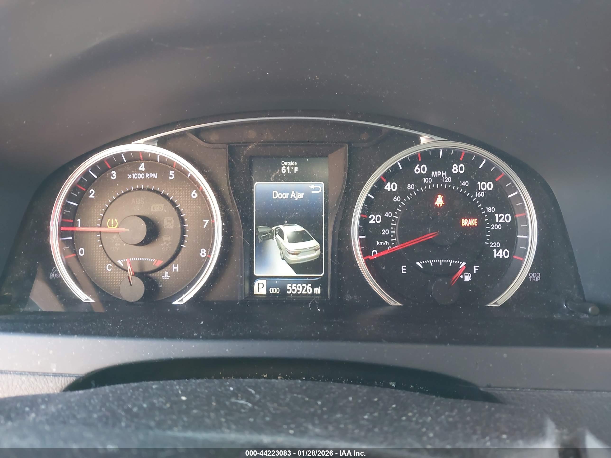 TOYOTA CAMRY image 7