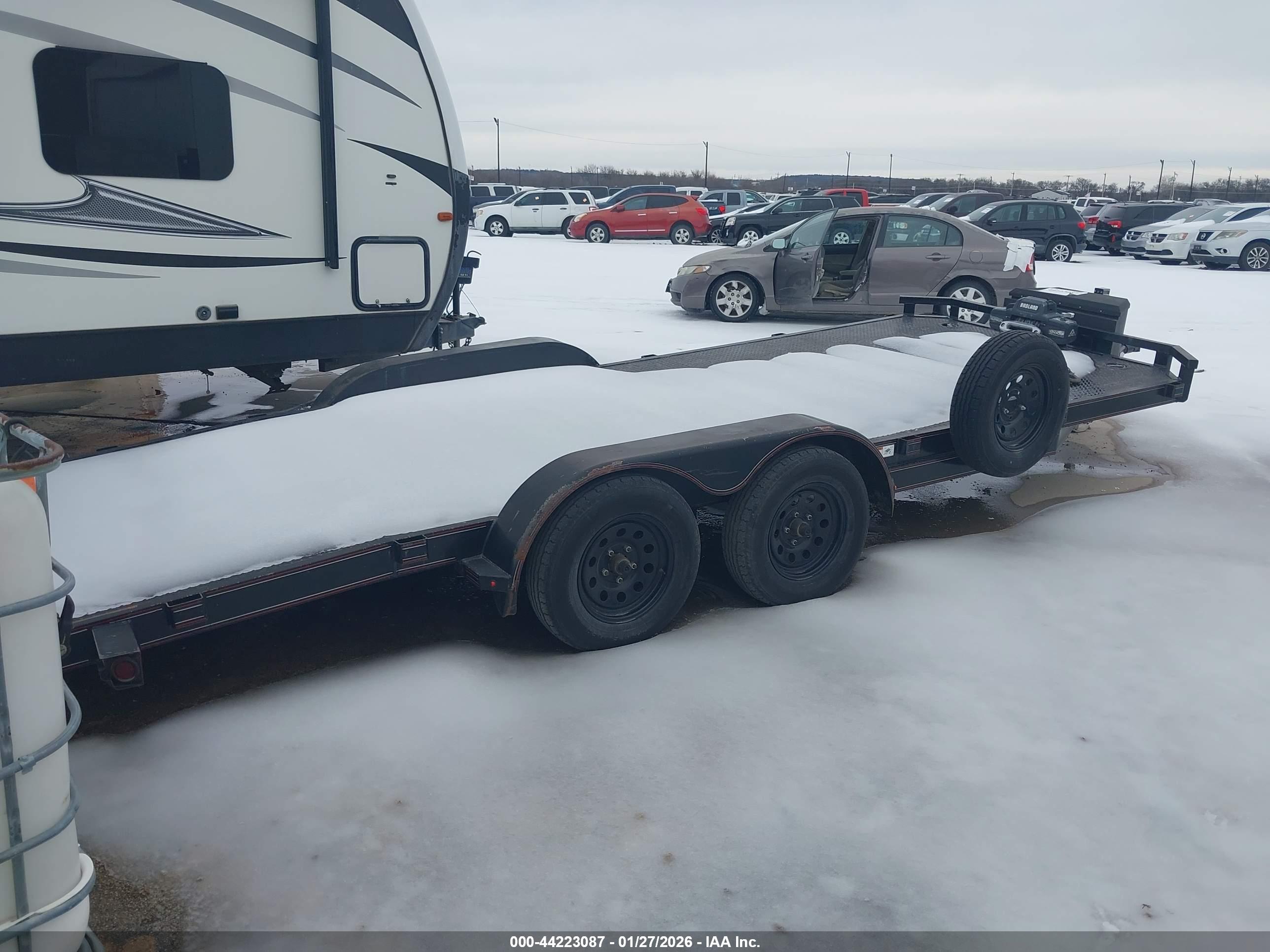 TRAILER ROCKIN image 4
