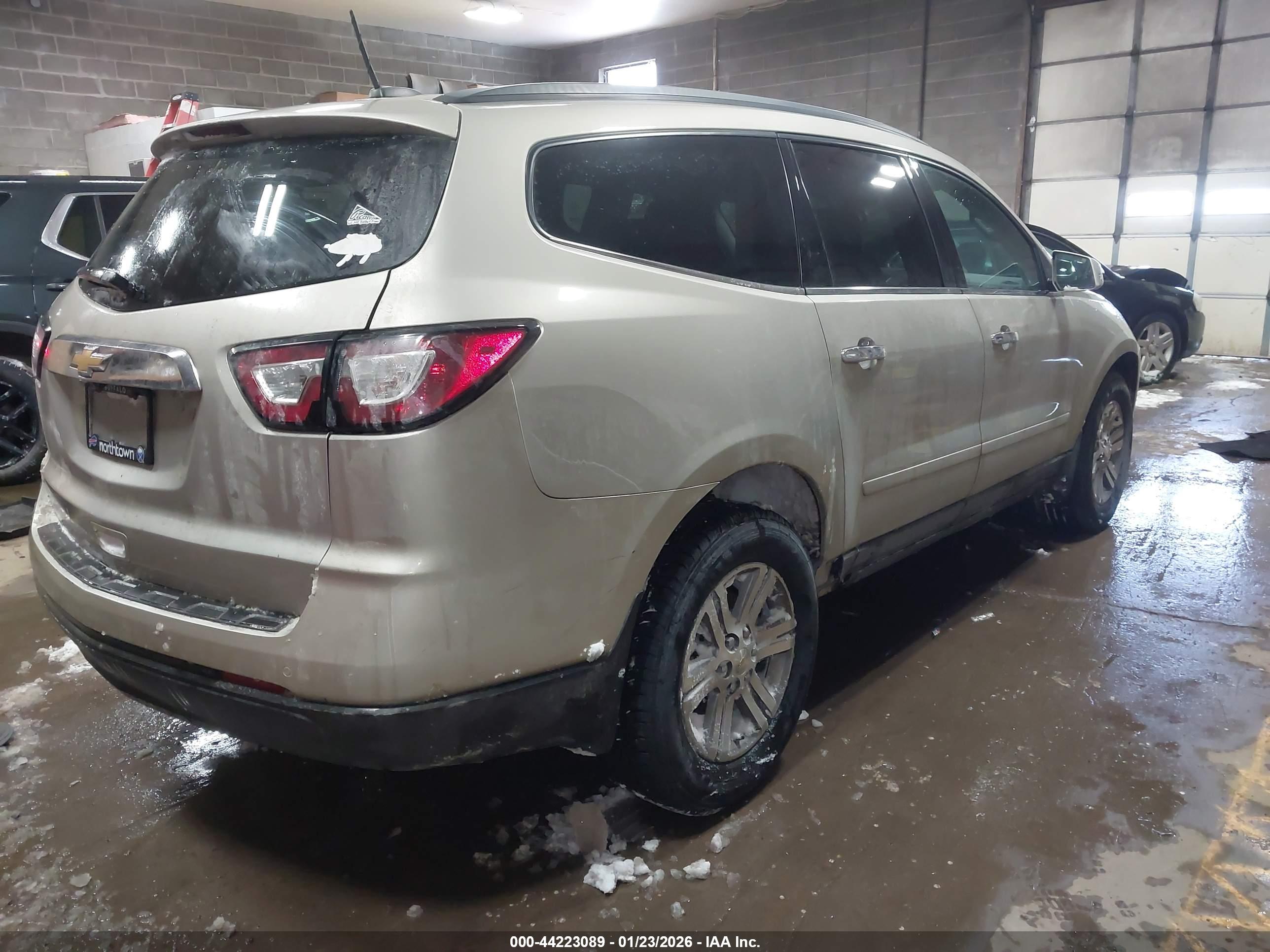 CHEVROLET TRAVERSE image 4