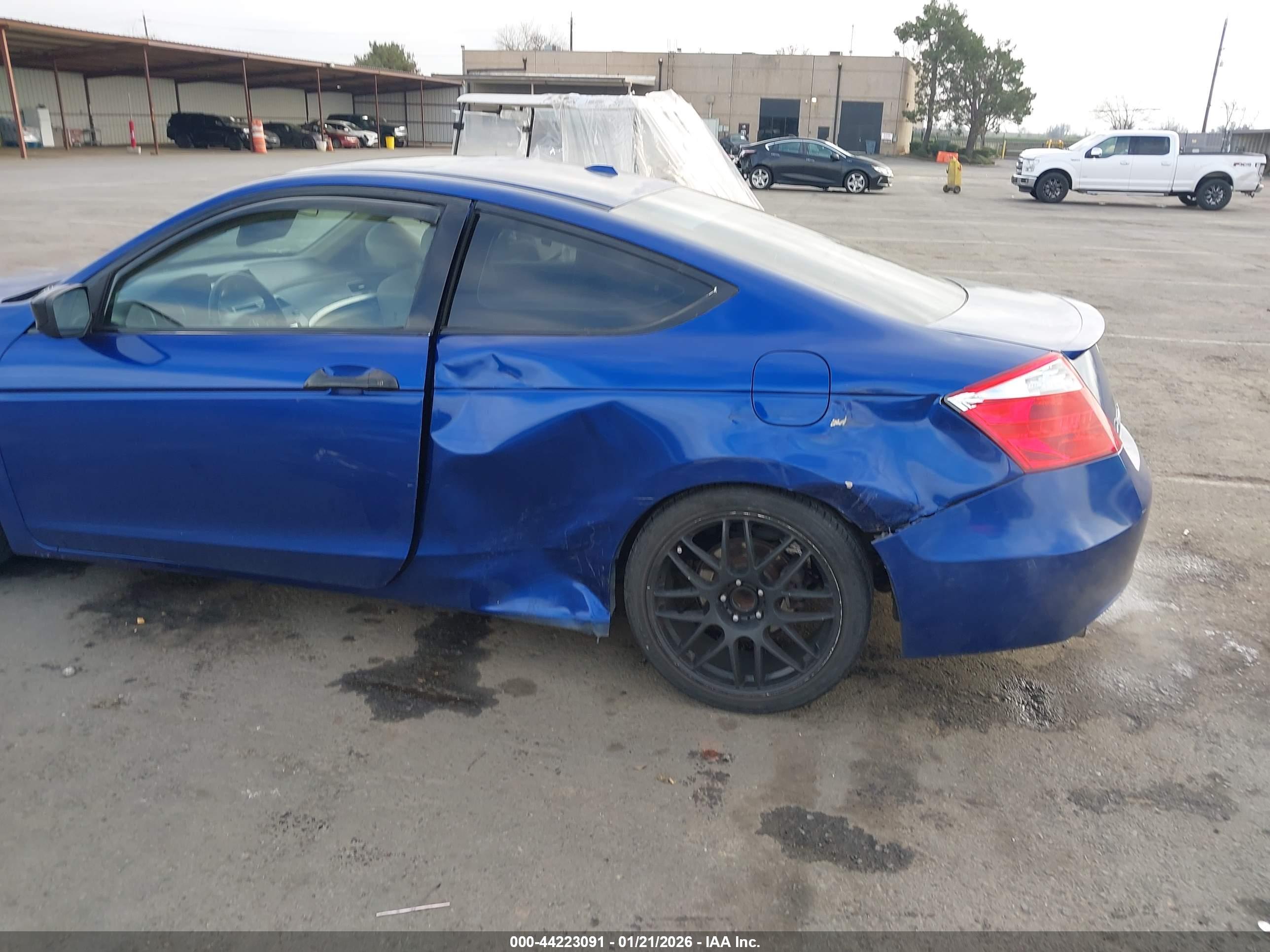 HONDA ACCORD image 6